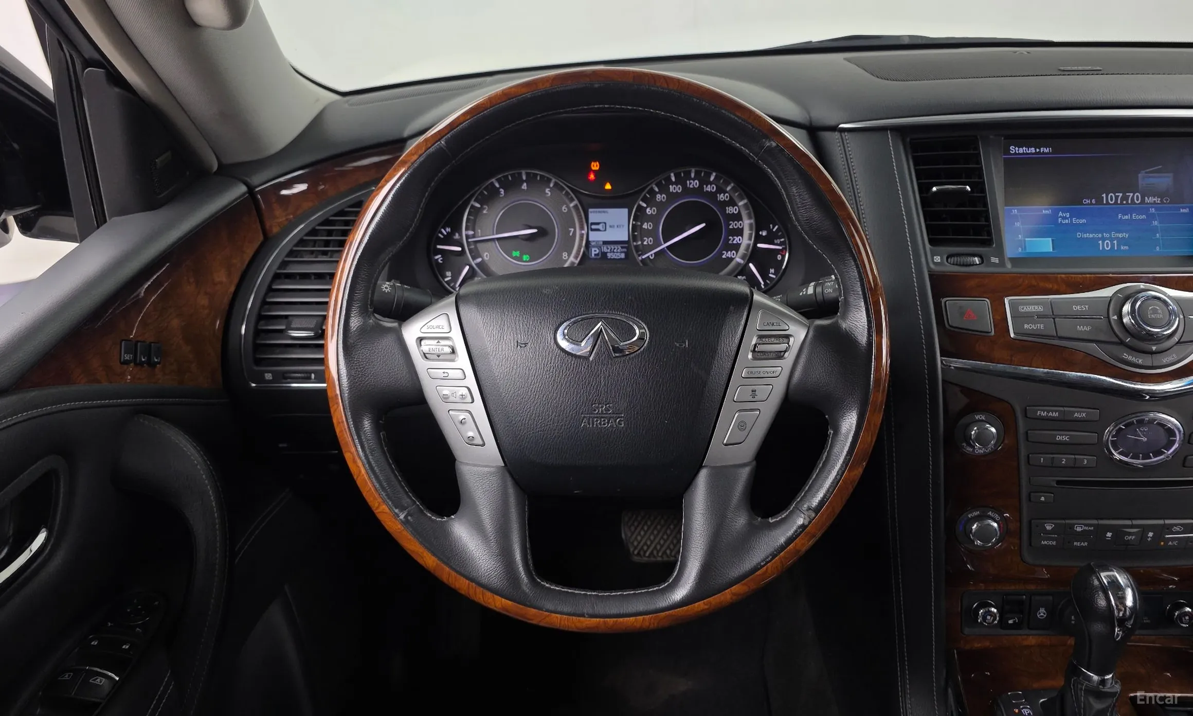 Infiniti QX80 превью 13