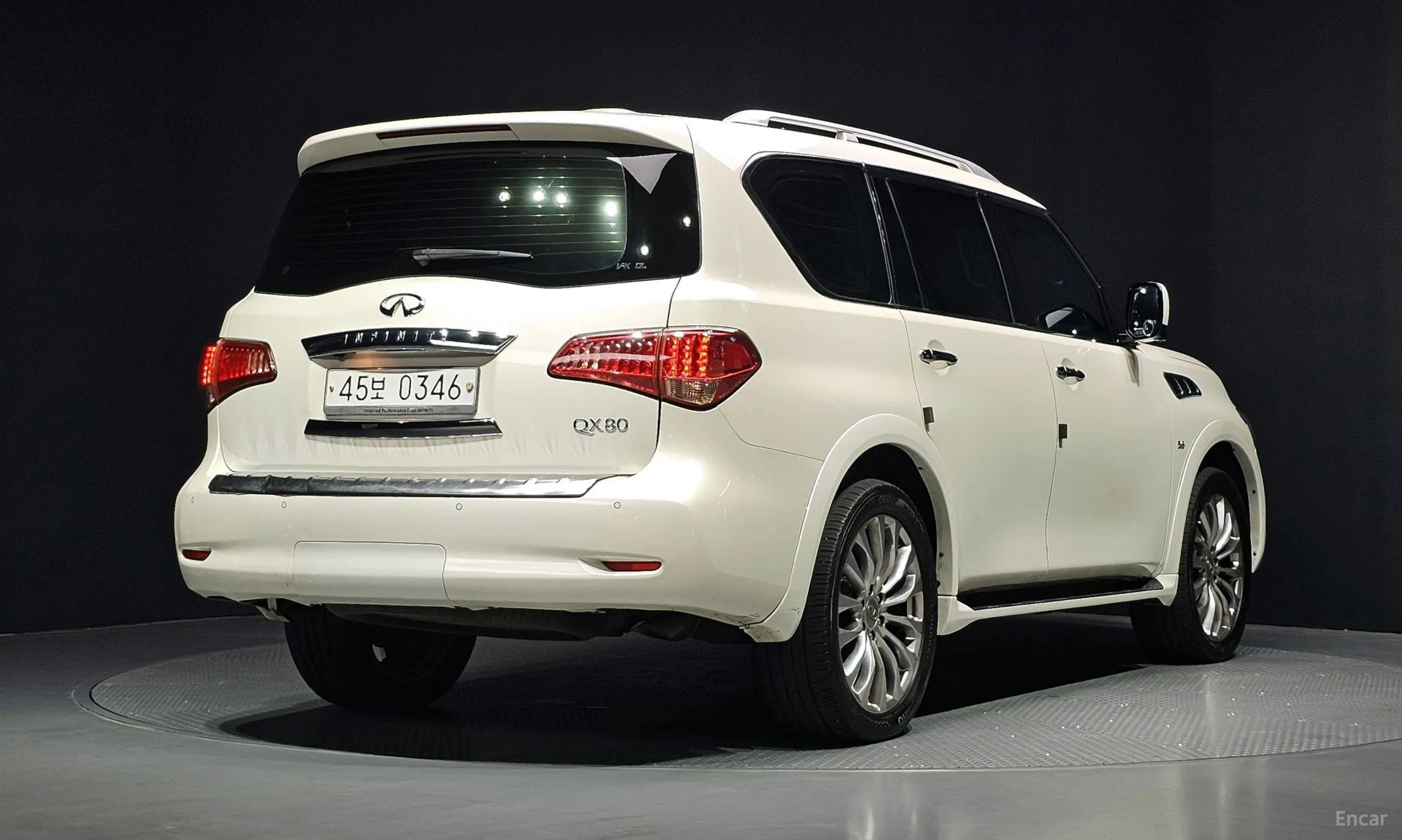 Infiniti QX80