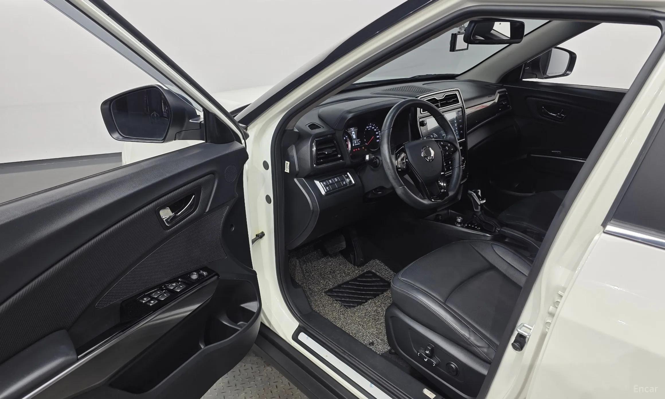 KG Mobility (SsangYong) Berry New Tivoli превью 10