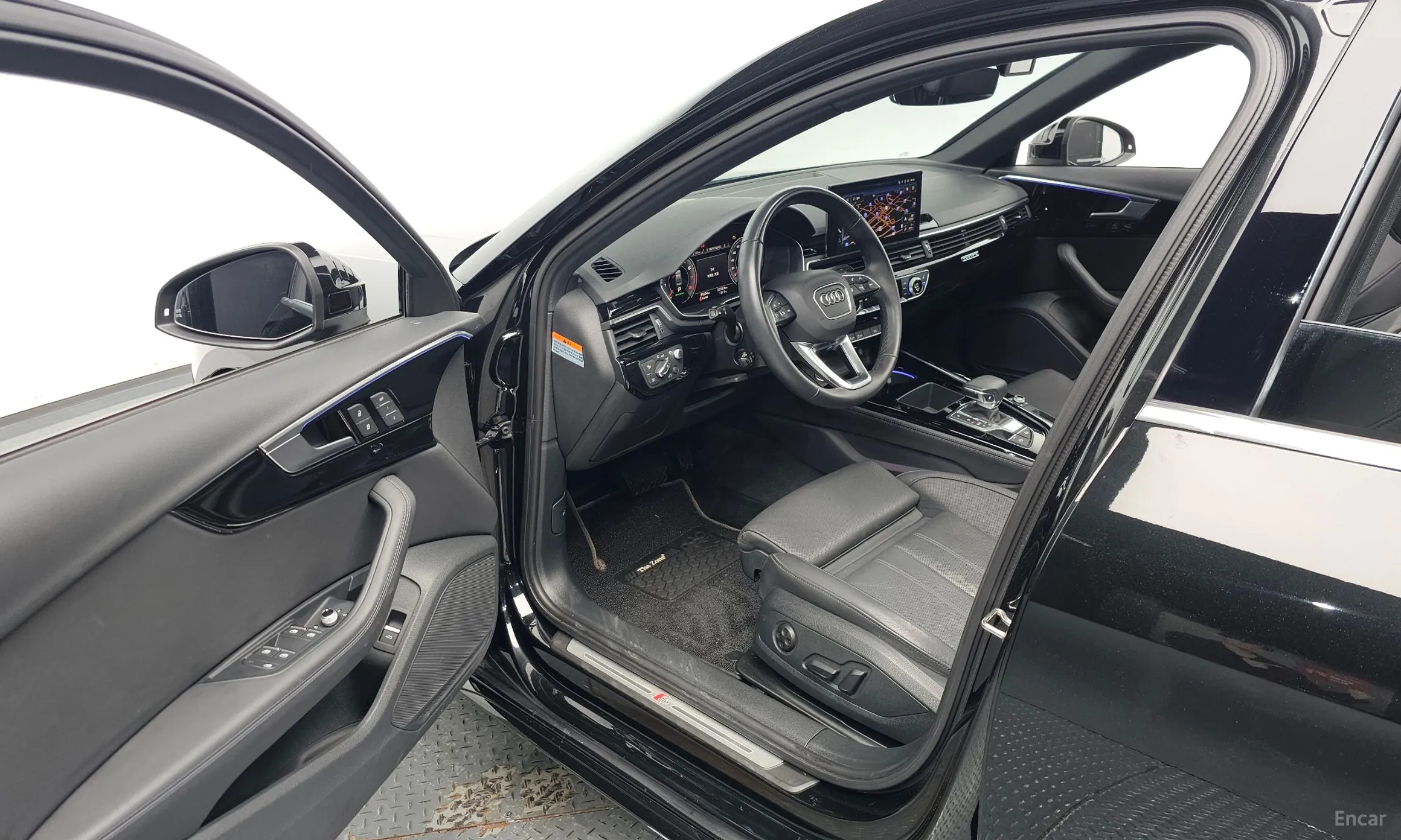 Audi A4 (B9) превью 10