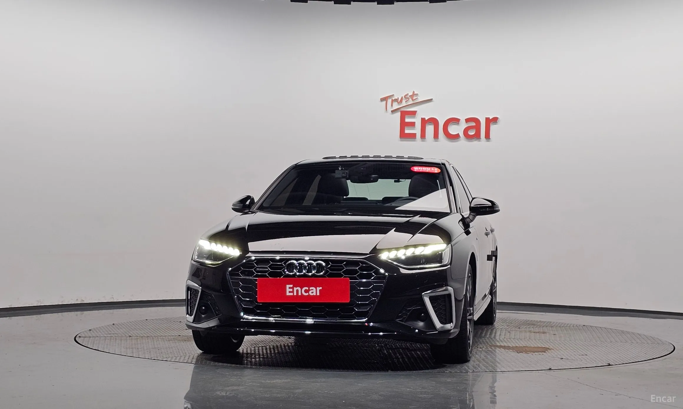 Audi A4 (B9) превью 3