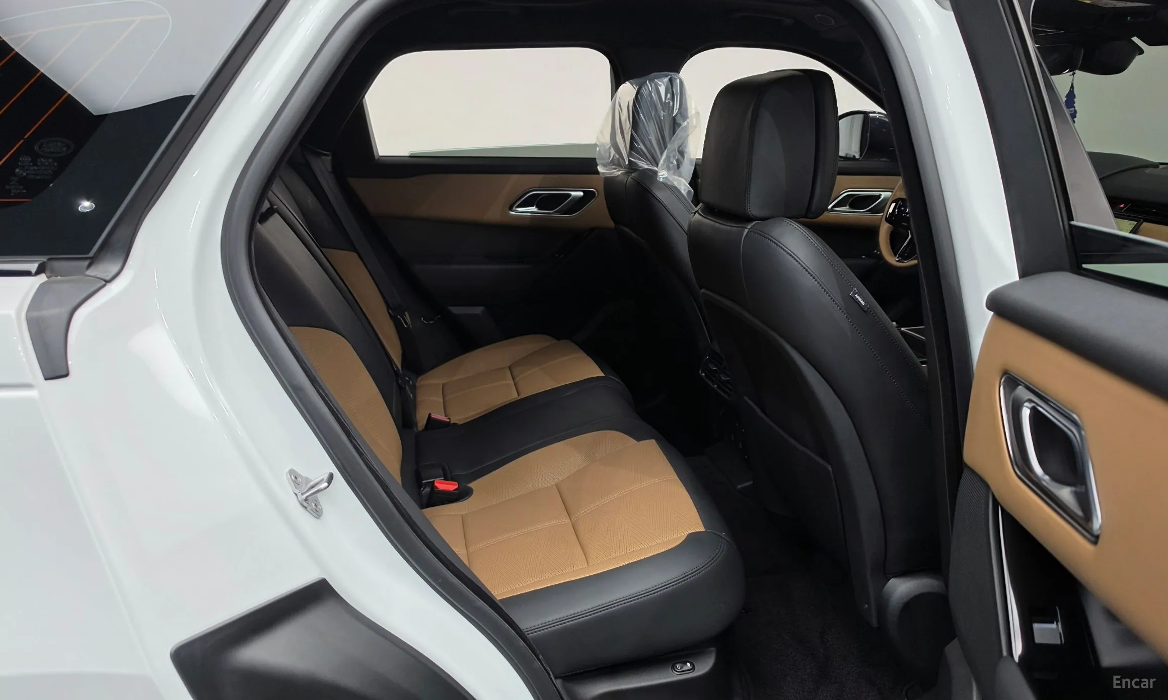 Land Rover Range Rover Bella превью 11