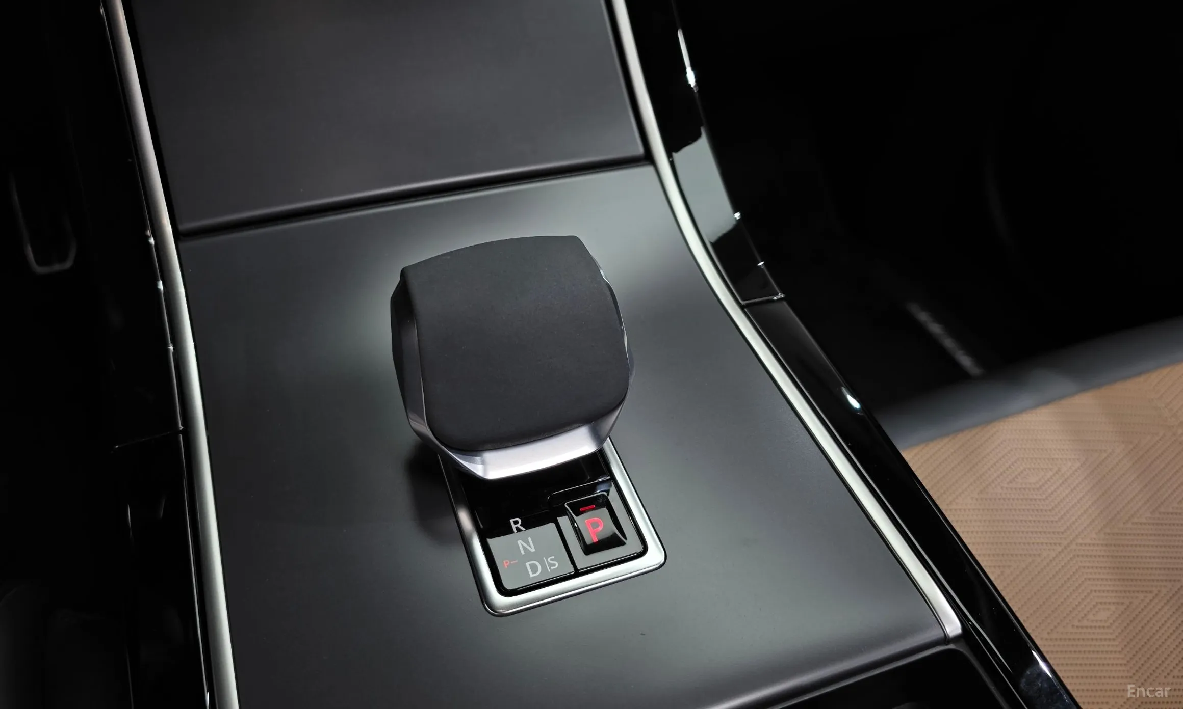 Land Rover Range Rover Bella превью 9