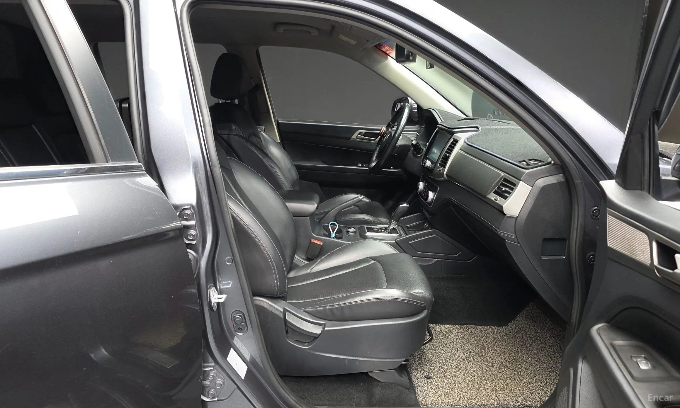 KG Mobility (SsangYong) Rexton Sports превью 11