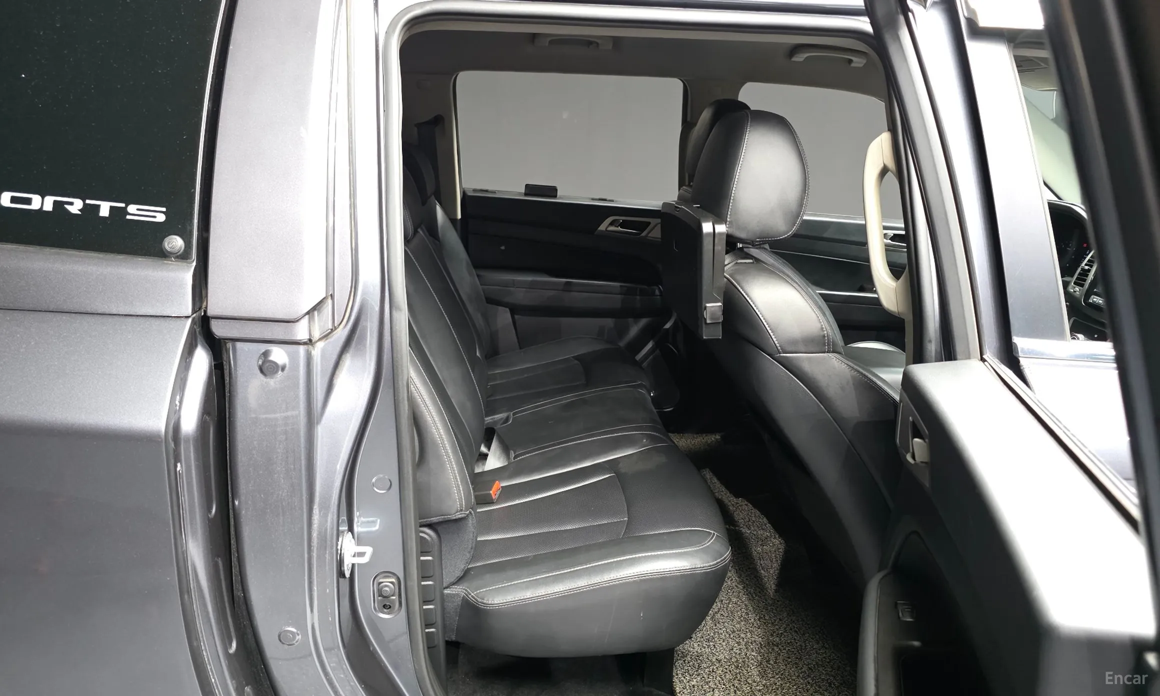 KG Mobility (SsangYong) Rexton Sports превью 12
