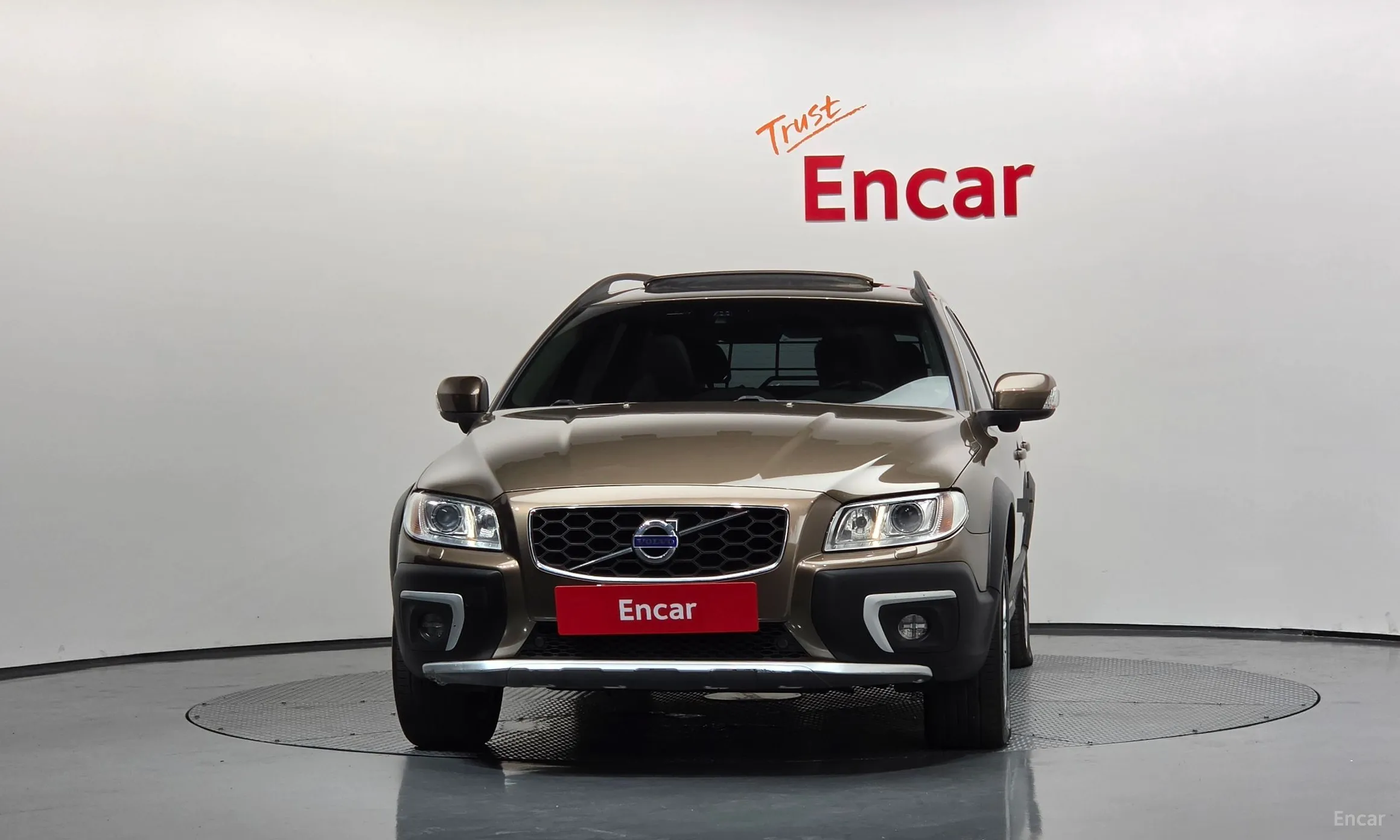 Volvo XC70 превью 3