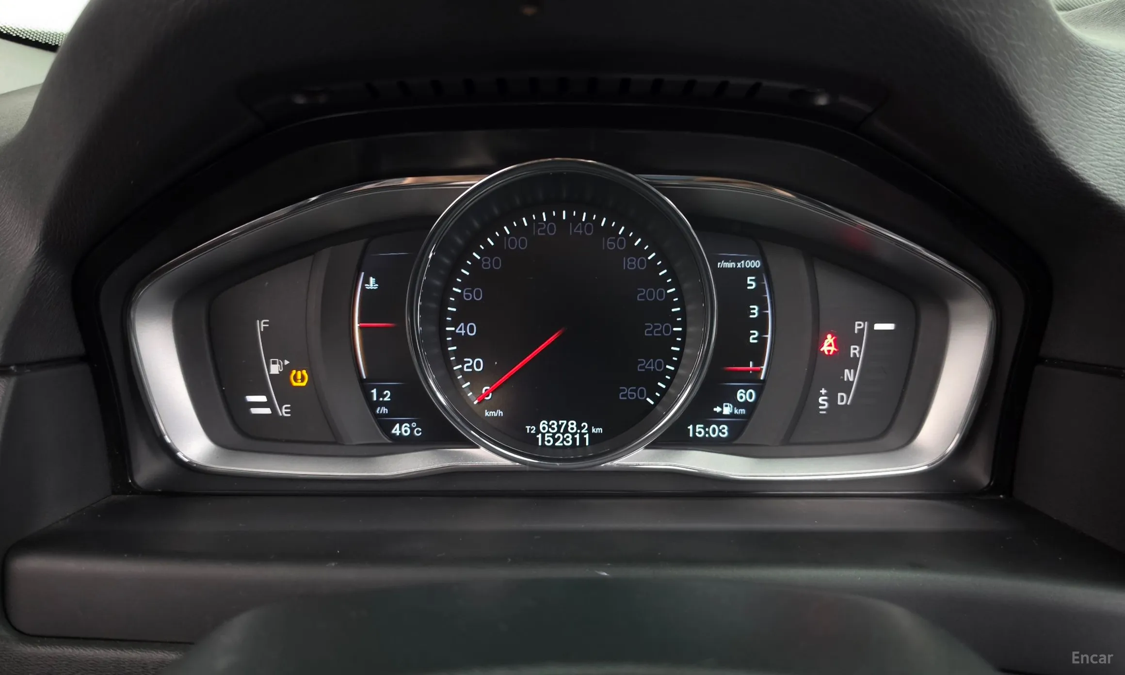 Volvo XC70 превью 8
