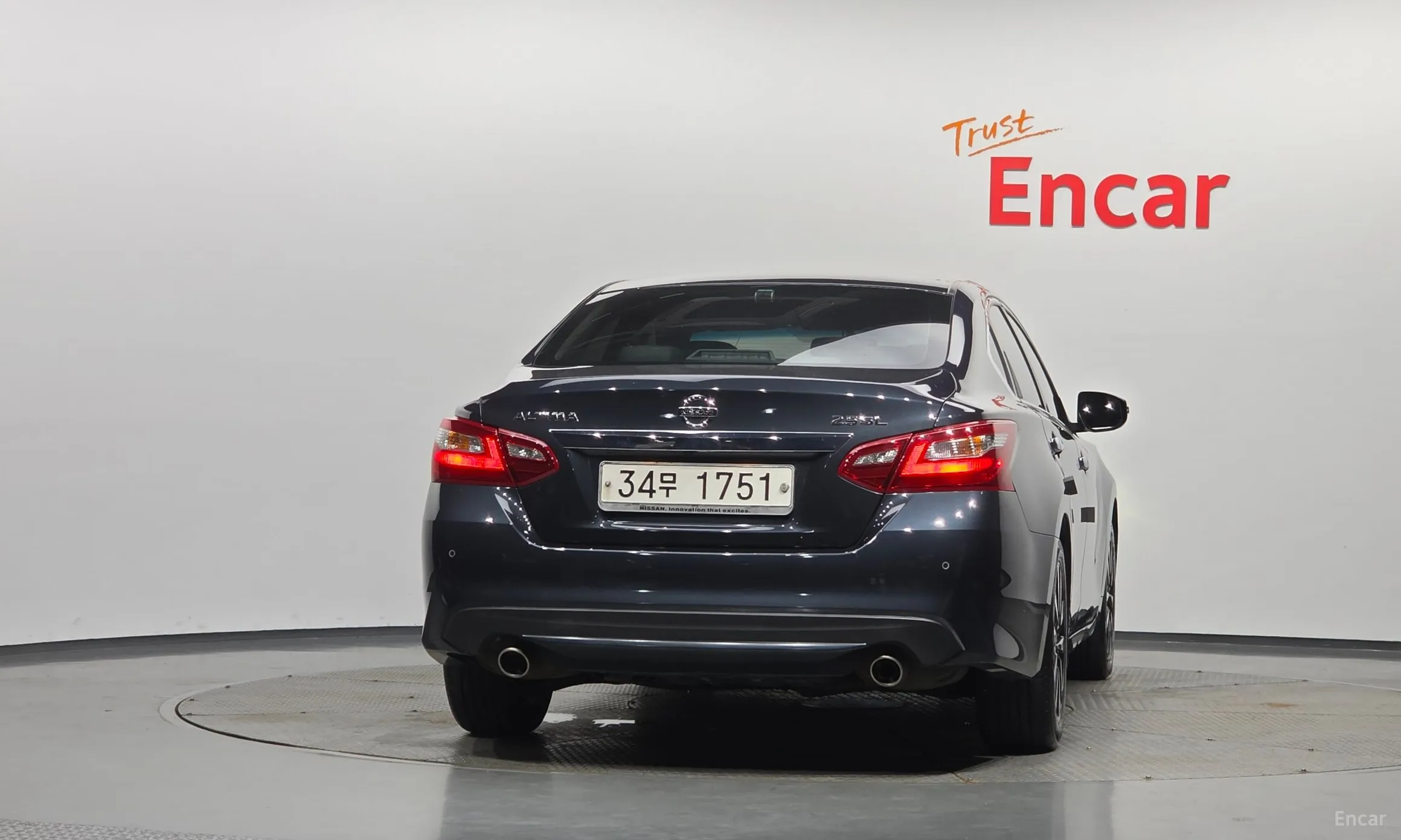Nissan Altima превью 4