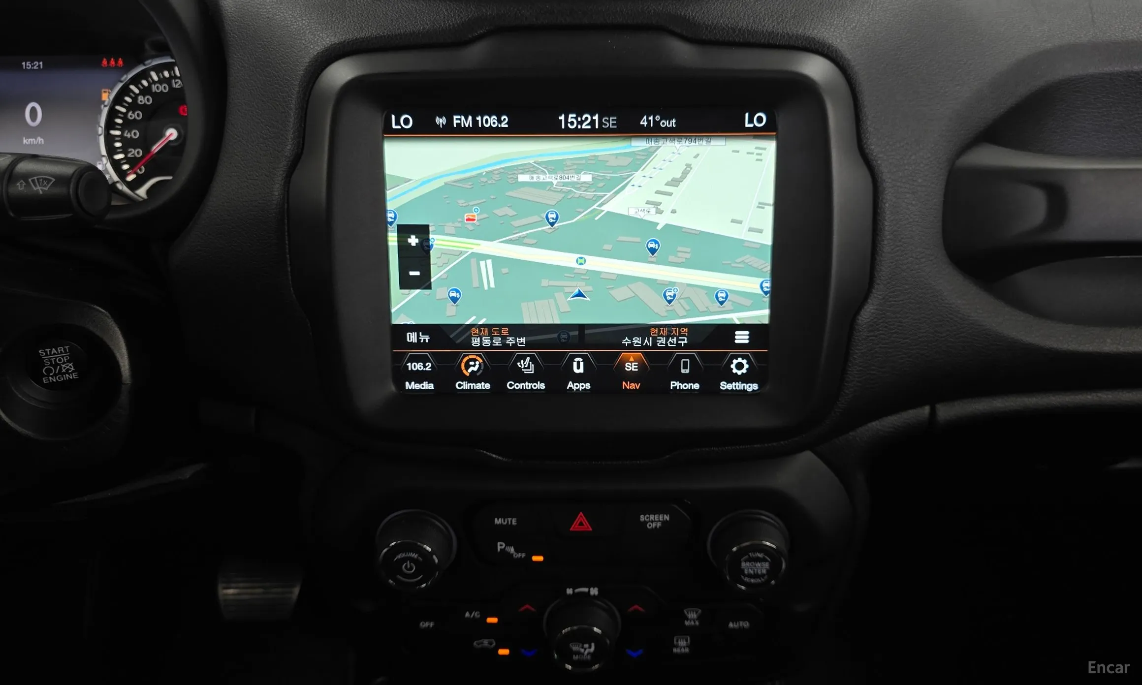 Jeep Renegade превью 13