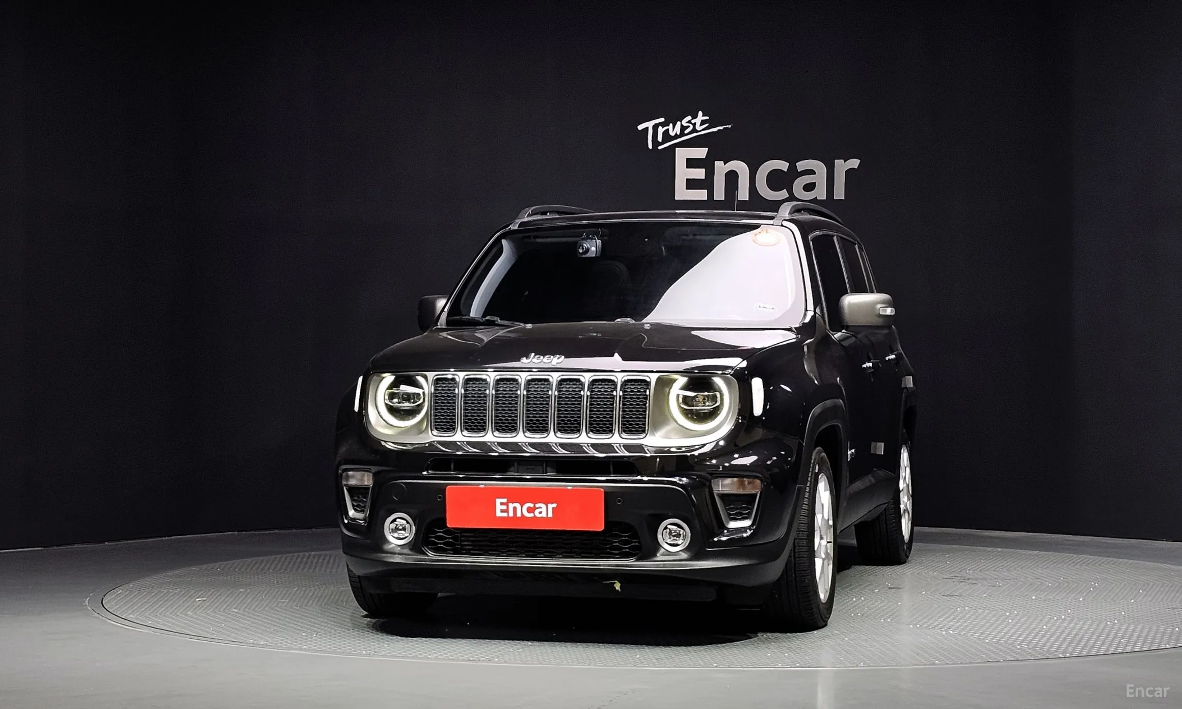 Jeep Renegade превью 3
