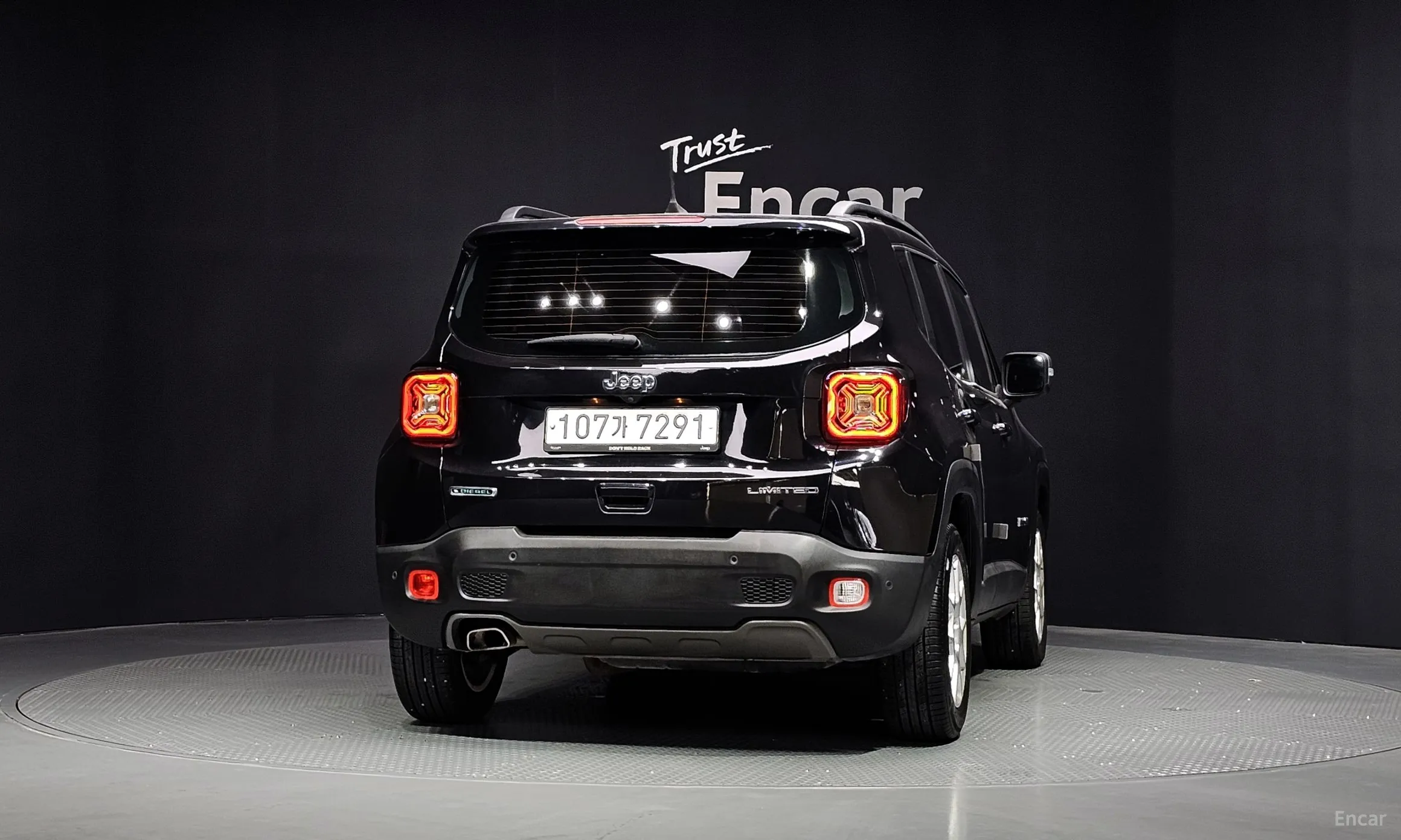Jeep Renegade превью 4