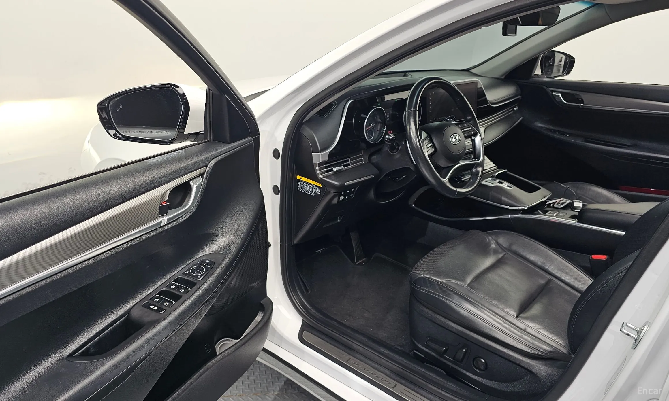 Hyundai Grandeur IG превью 10