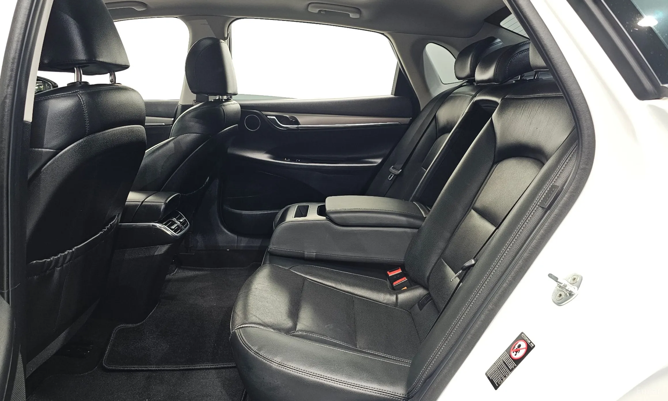 Hyundai Grandeur IG превью 11
