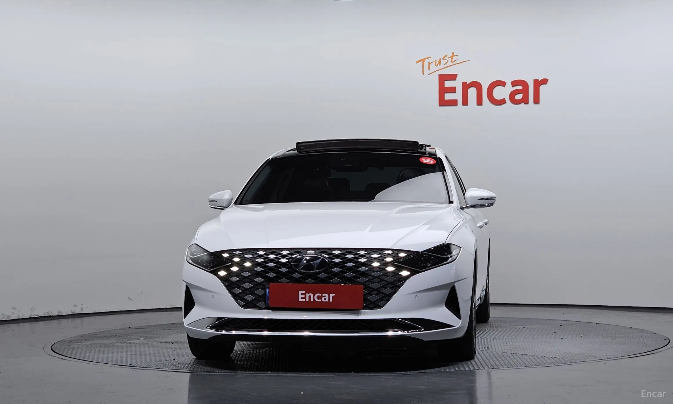 Hyundai Grandeur IG превью 3