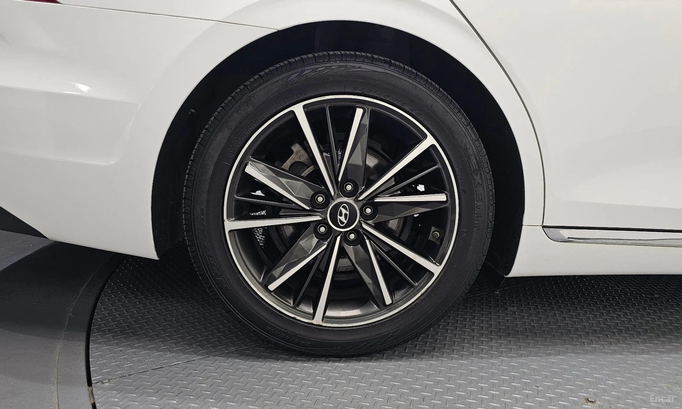 Hyundai Grandeur IG превью 5