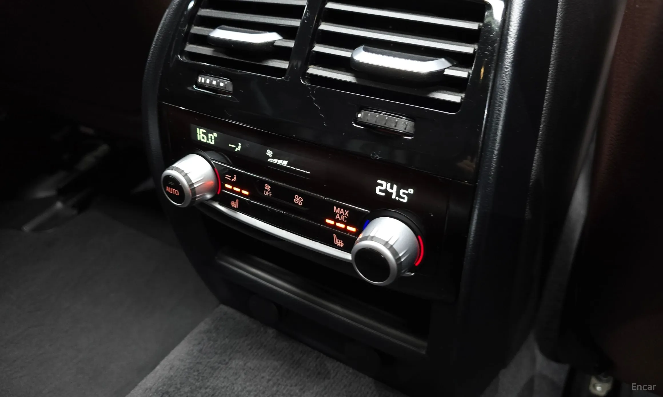 BMW 5 Series (G30) превью 18