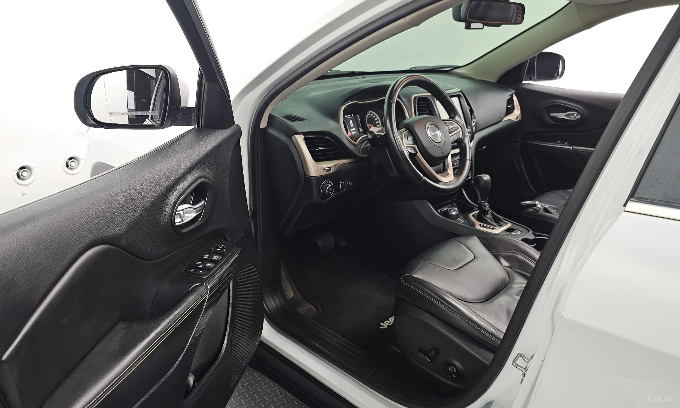 Jeep Cherokee (KL) превью 10