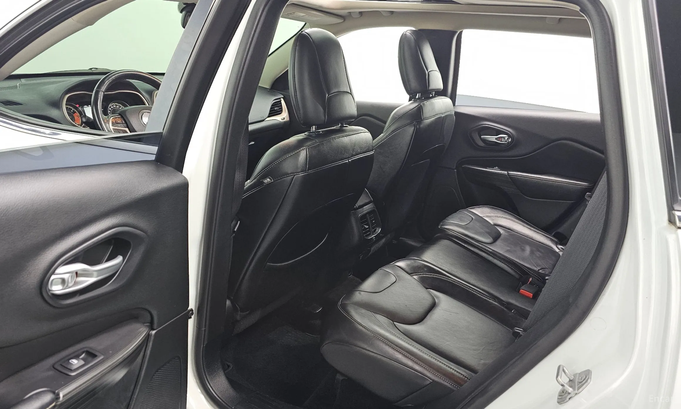 Jeep Cherokee (KL) превью 11