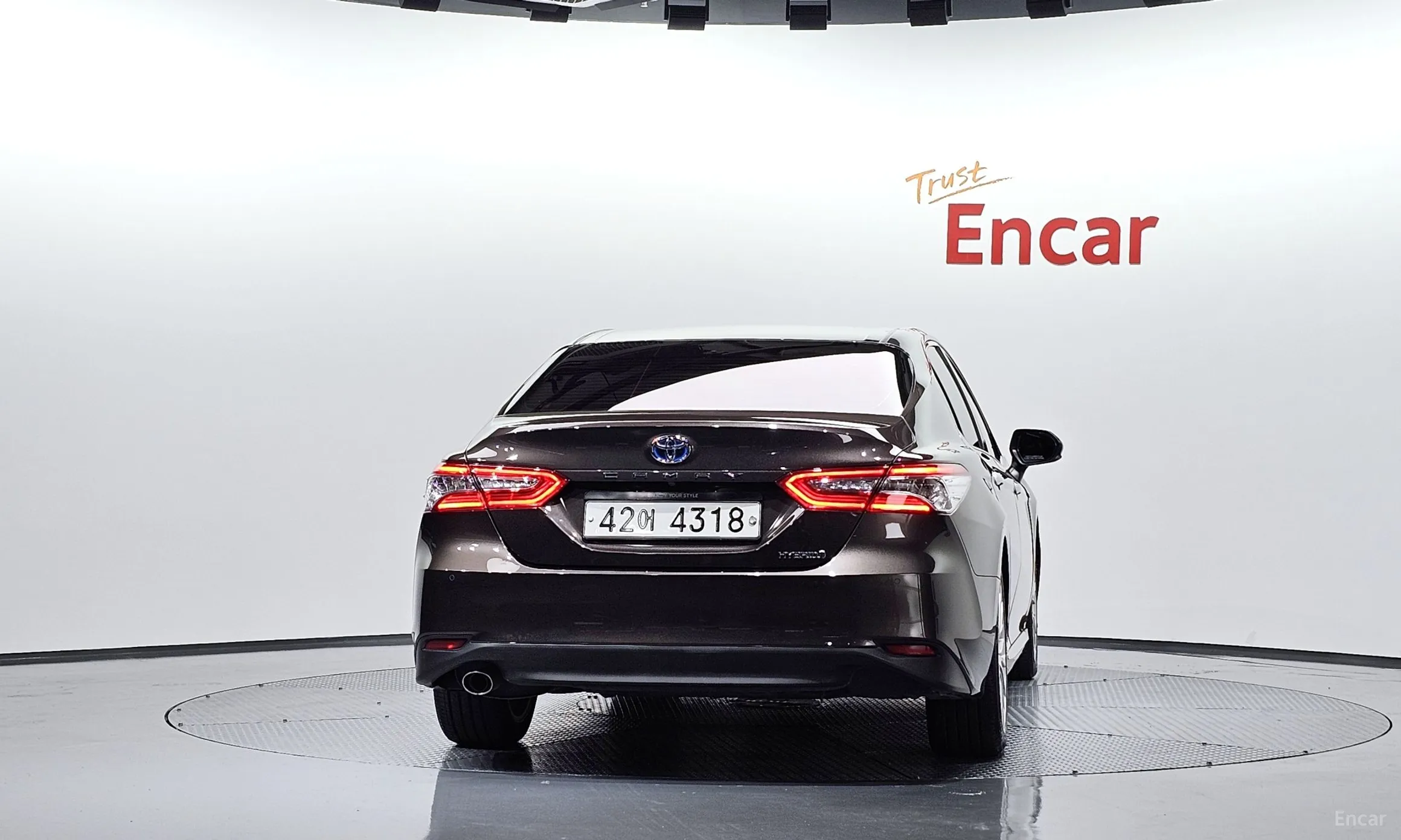 Toyota Camry (XV70) превью 4