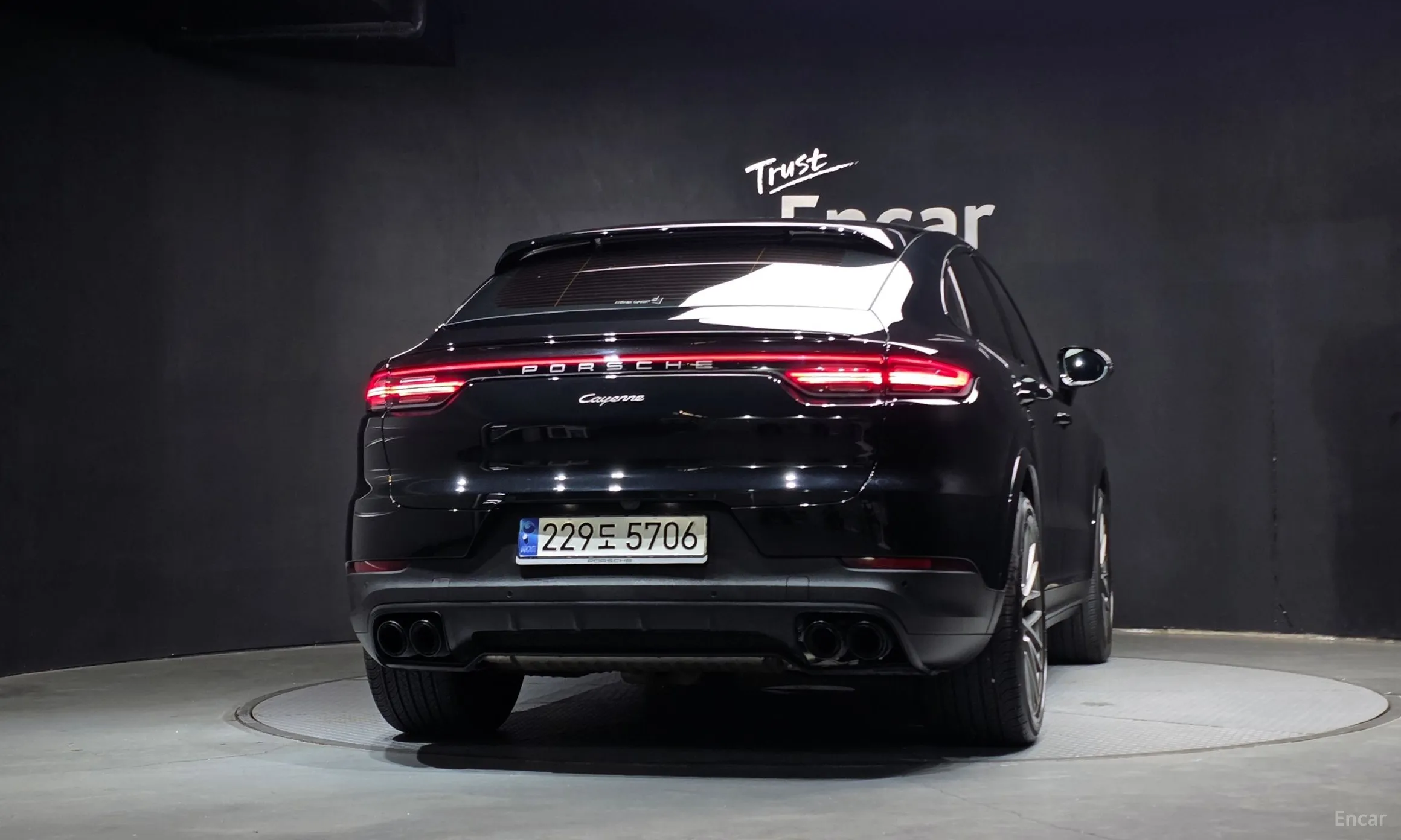 Porsche Cayenne (PO536) превью 4