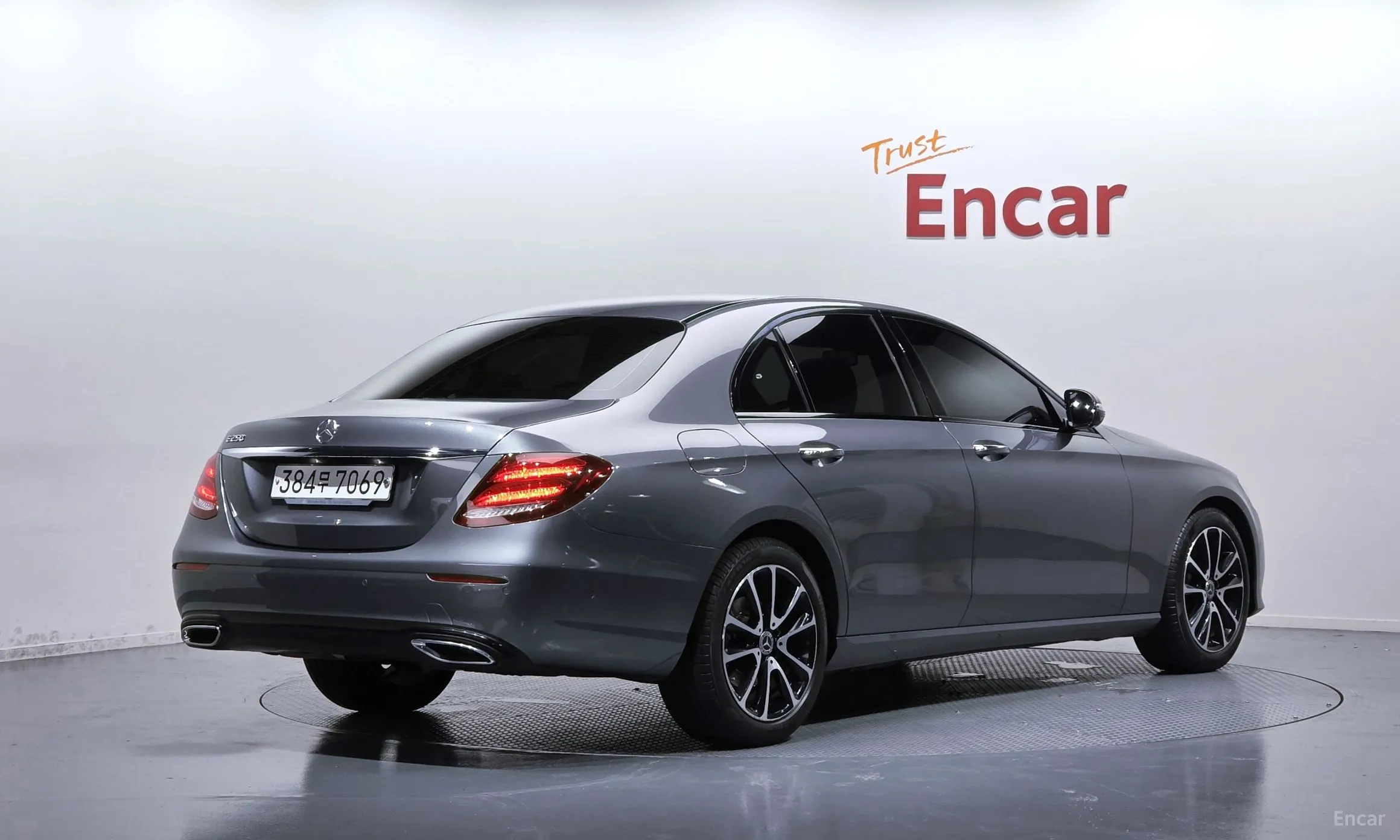 Mercedes Benz E-Class W213