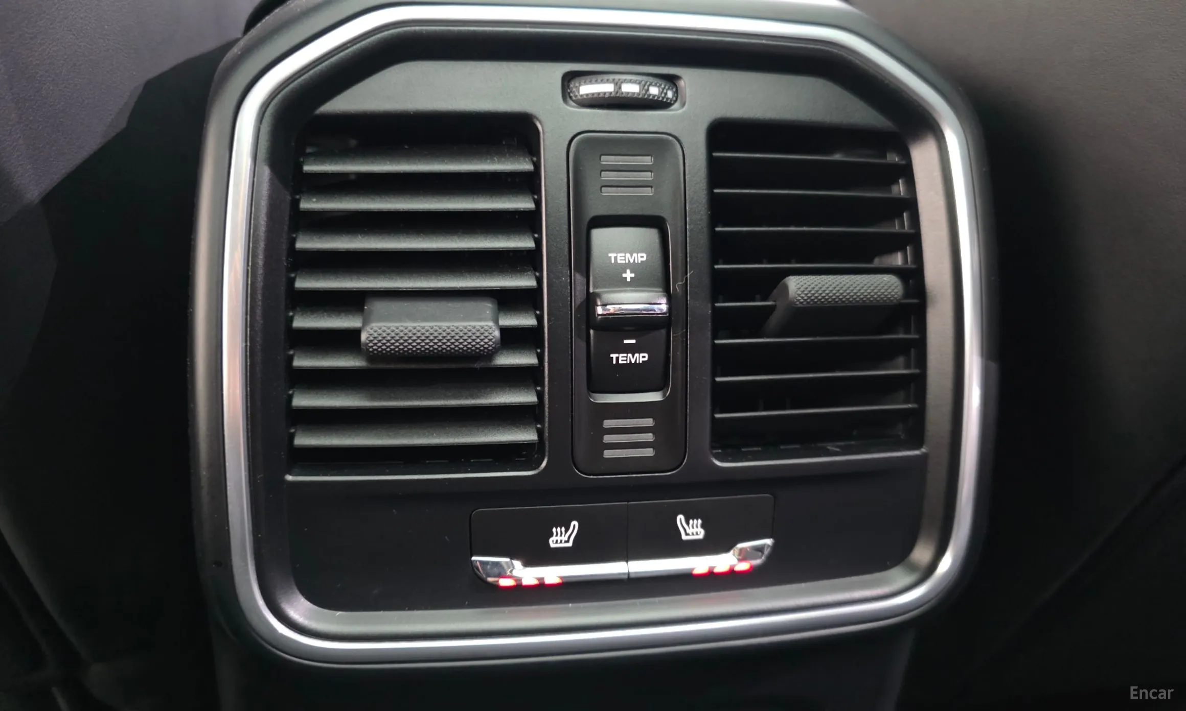 Porsche Macan превью 18