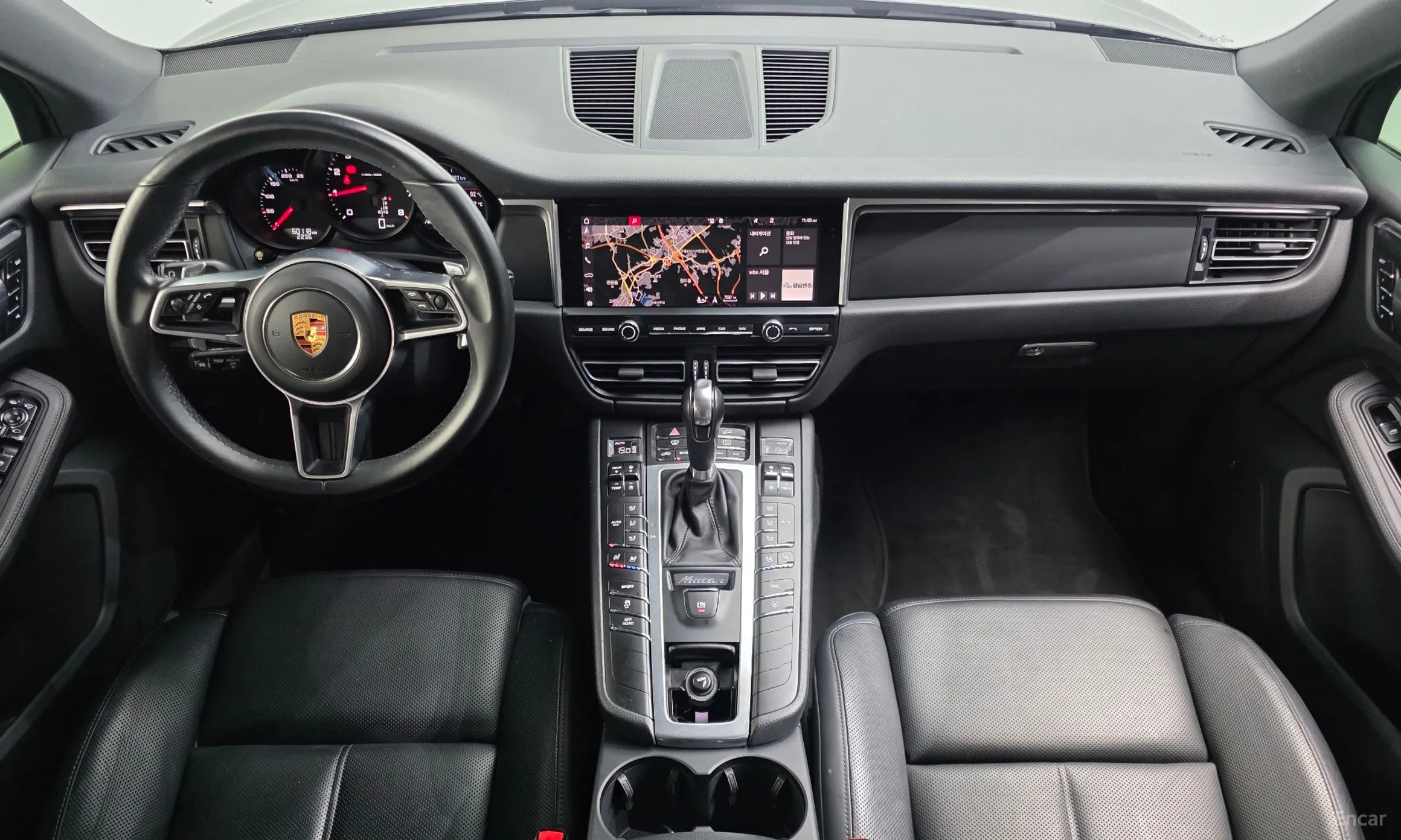 Porsche Macan превью 7
