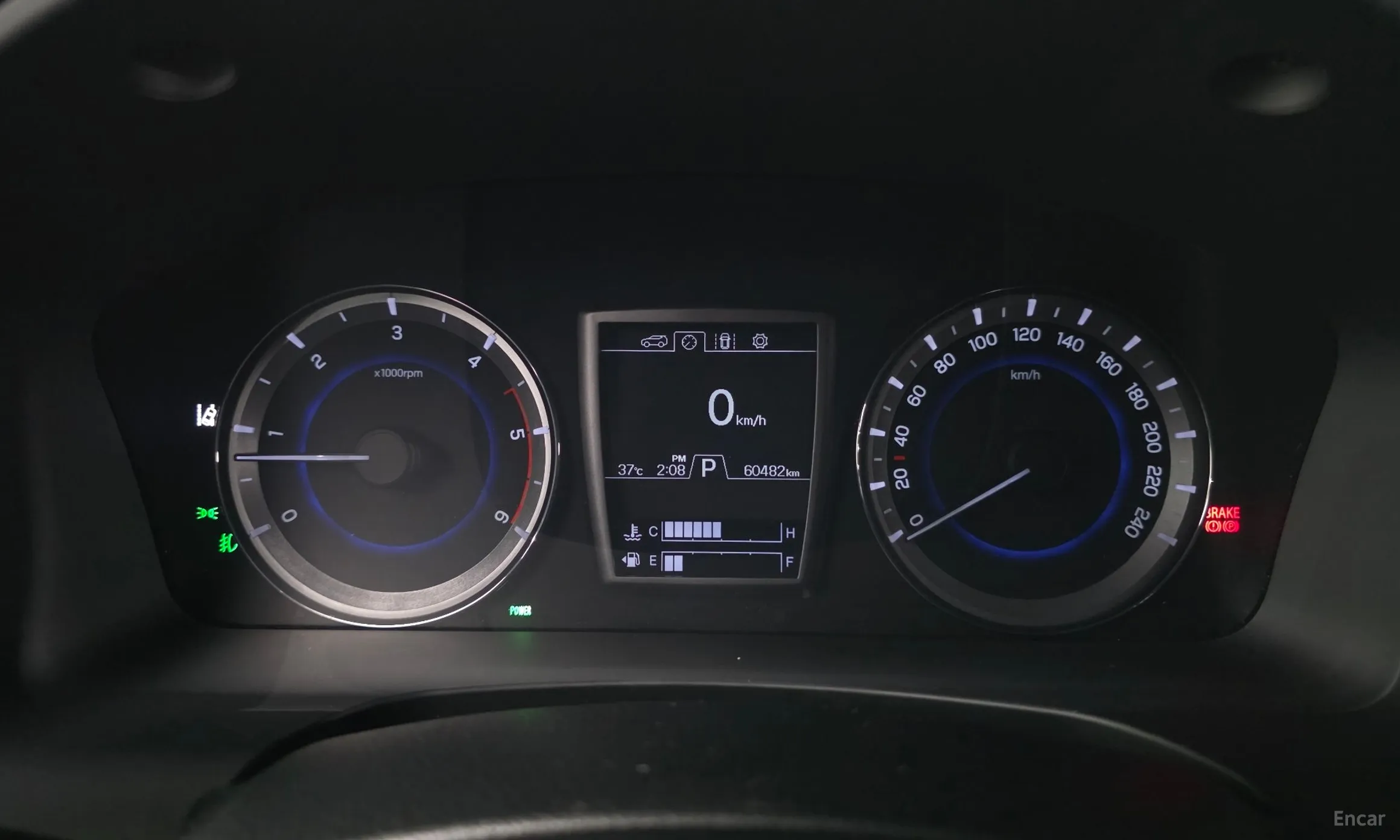 KG Mobility (SsangYong) Rexton Sports превью 8
