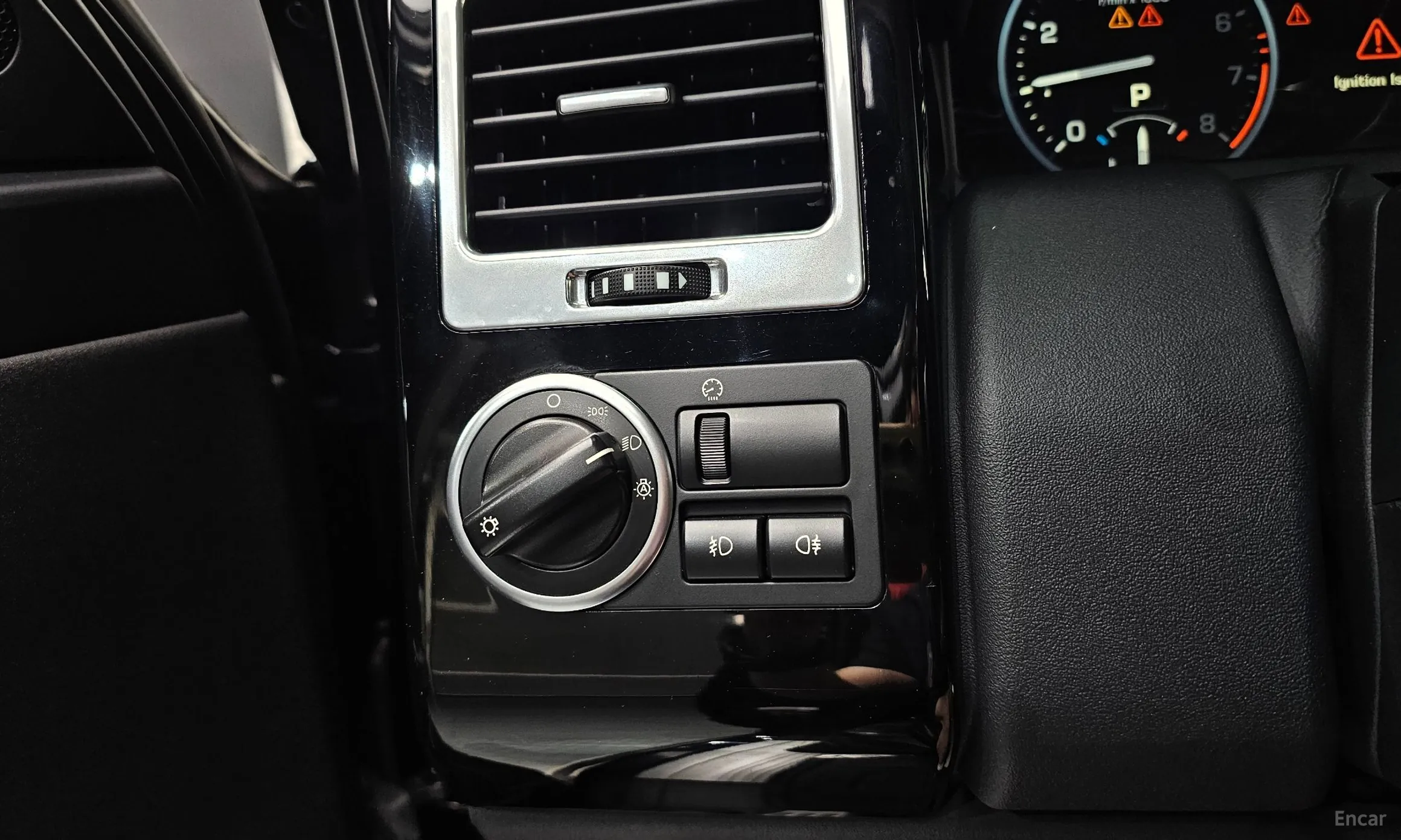 Land Rover Range Rover превью 16