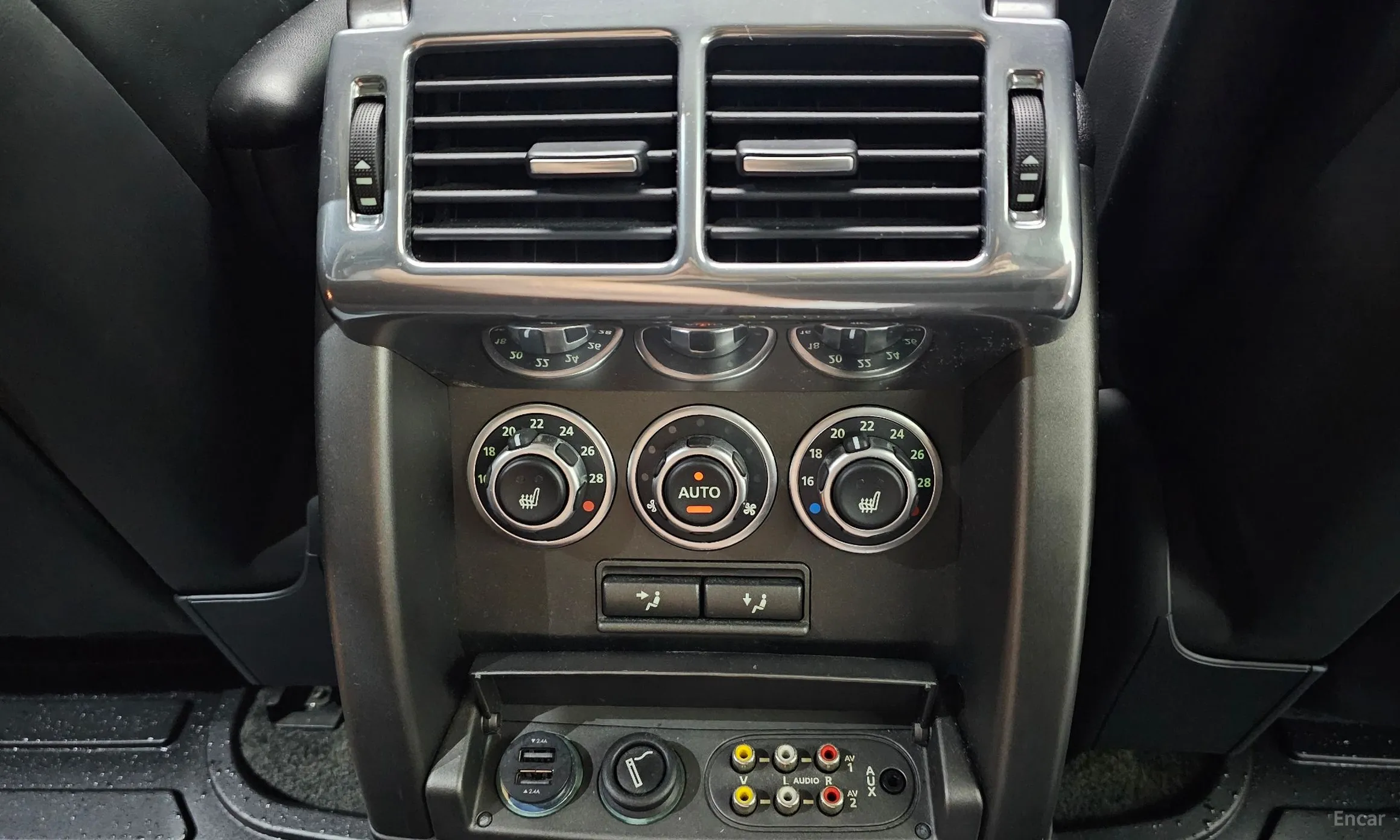 Land Rover Range Rover превью 18