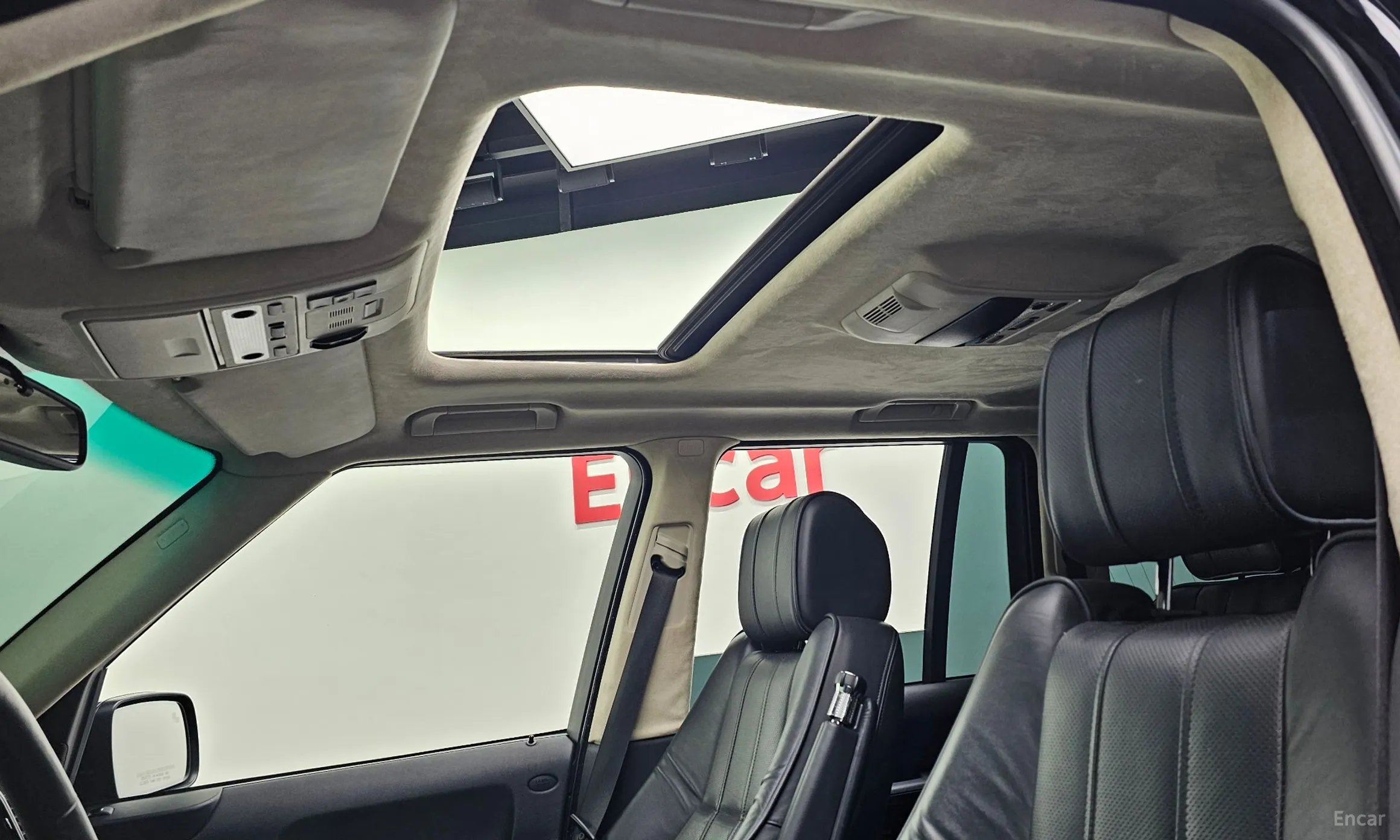 Land Rover Range Rover превью 19