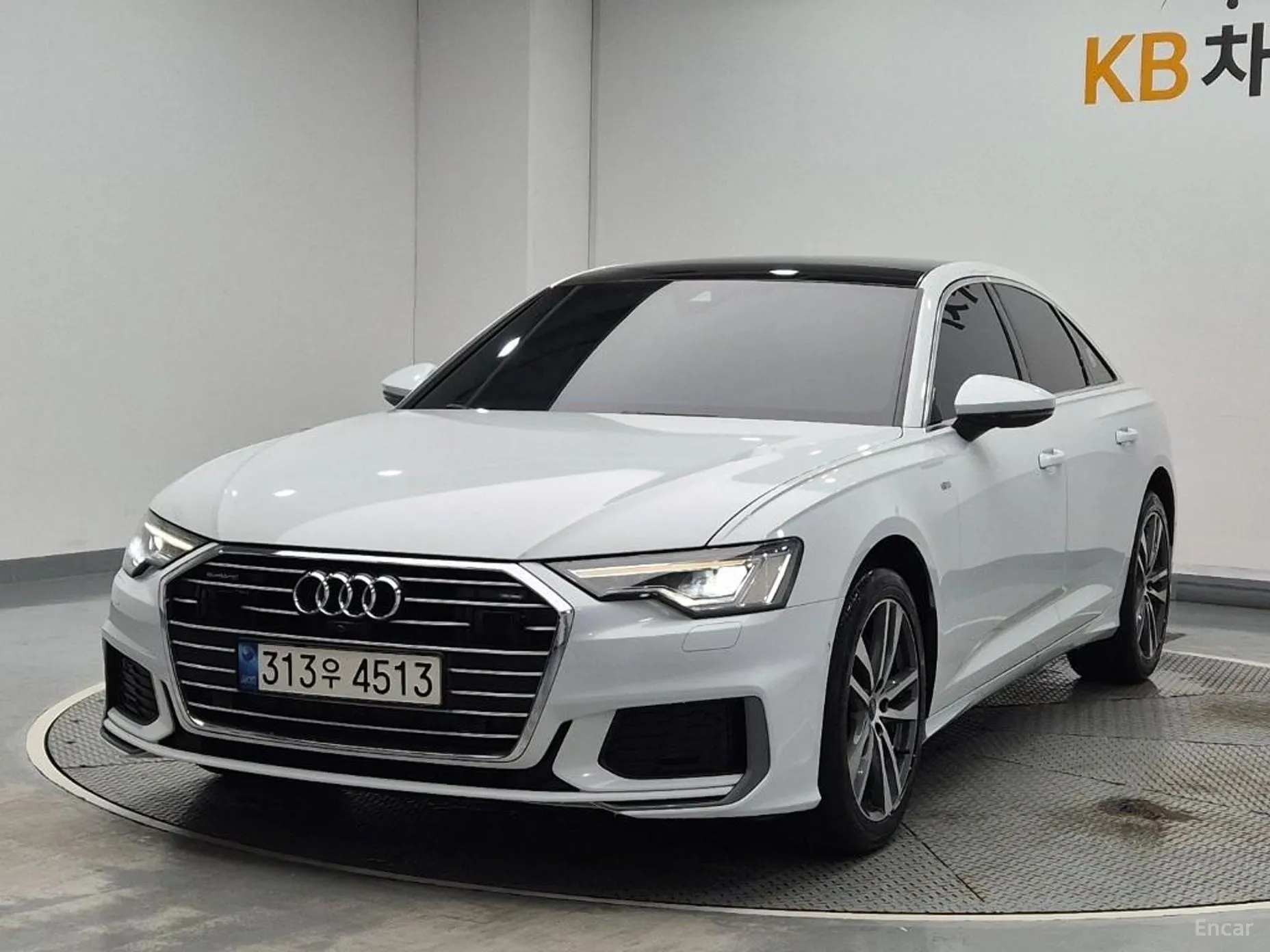 Audi A6 (C8)