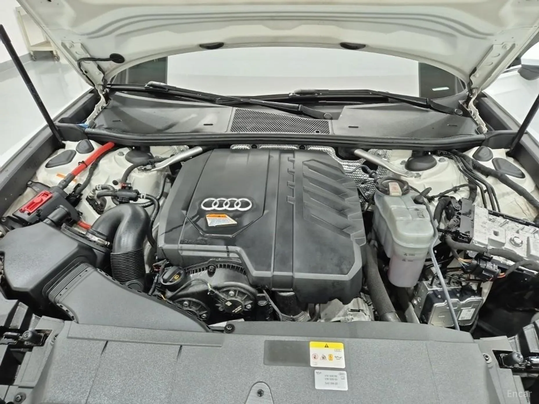 Audi A6 (C8) превью 16