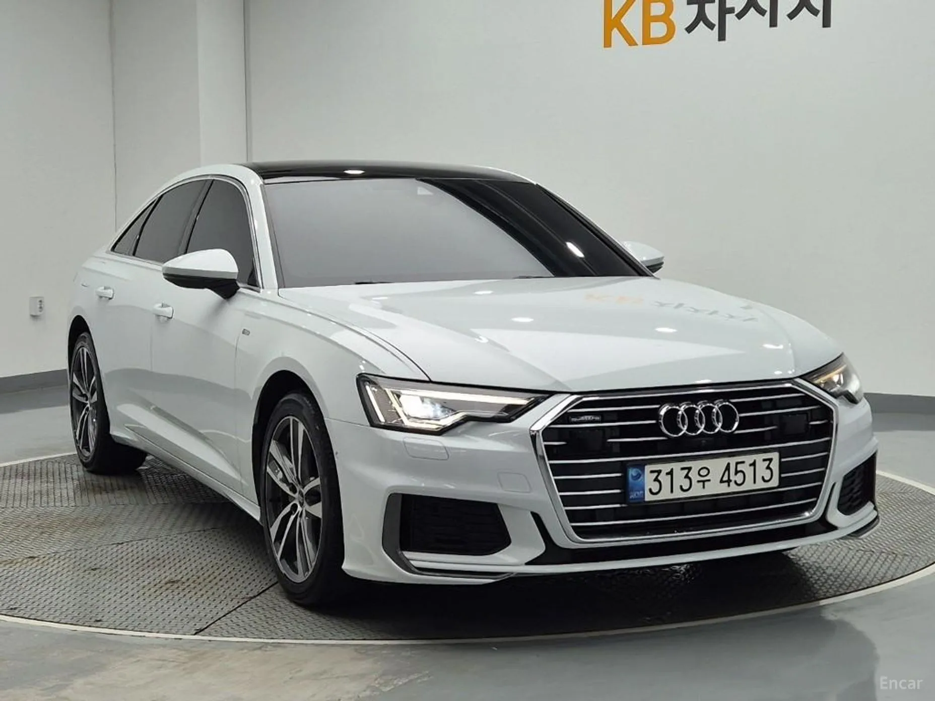 Audi A6 (C8) превью 3