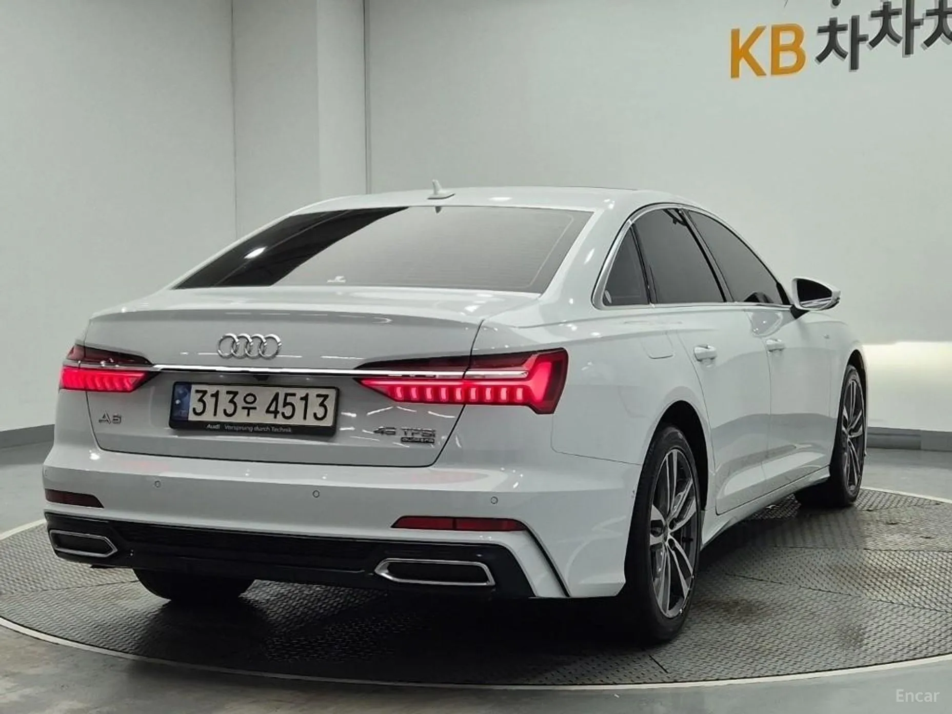 Audi A6 (C8) превью 4