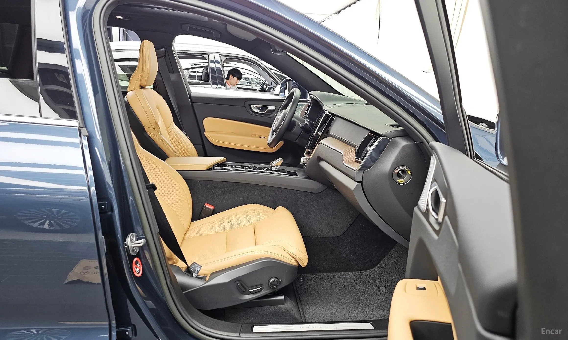 Volvo XC60 Gen 2 превью 10