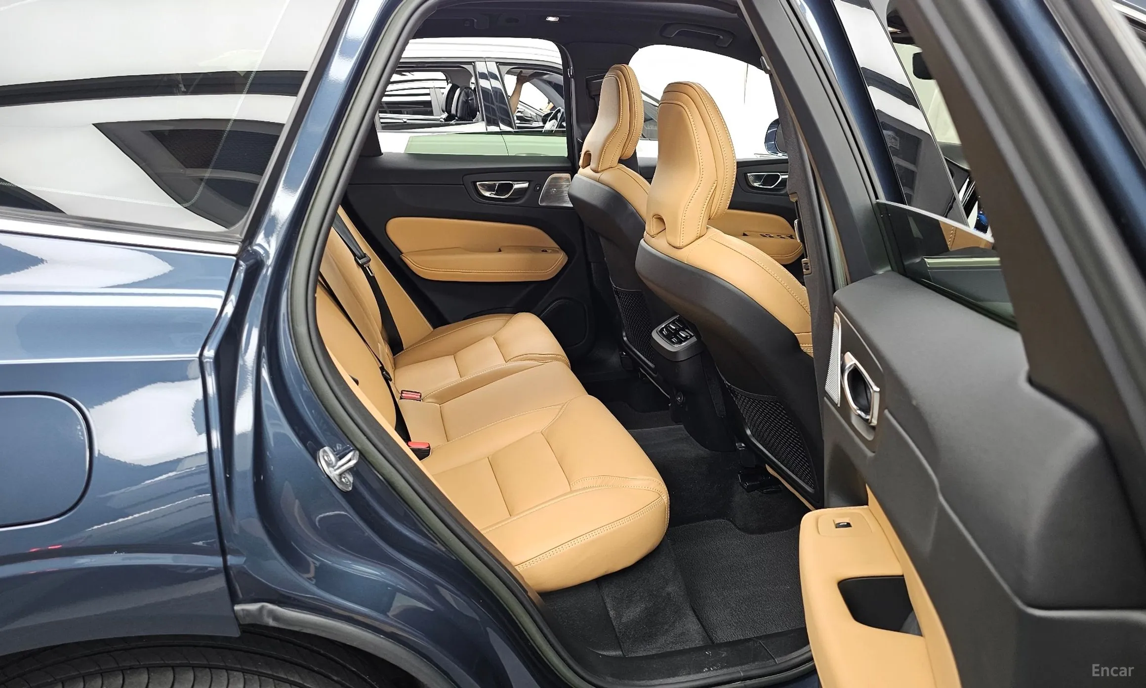 Volvo XC60 Gen 2 превью 11