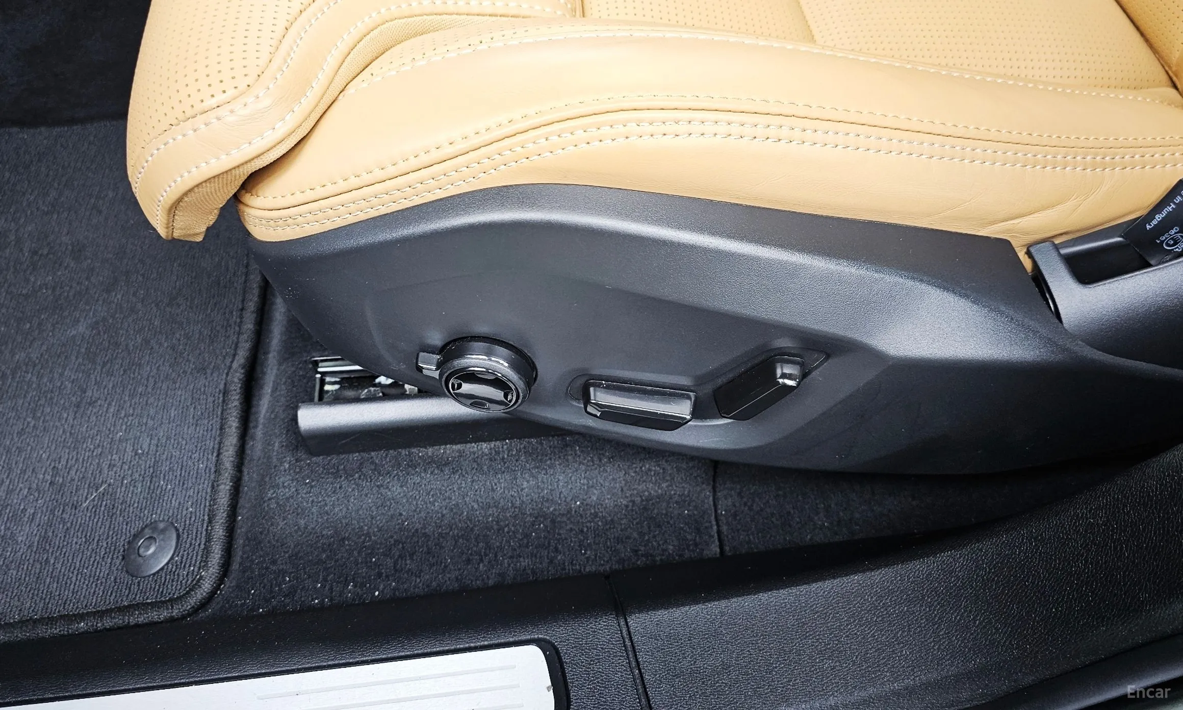 Volvo XC60 Gen 2 превью 12