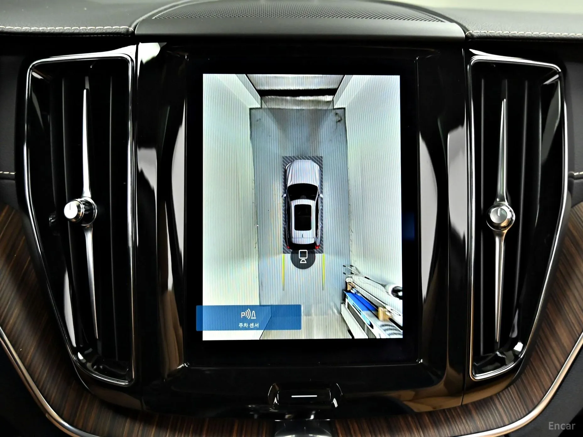 Volvo XC60 Gen 2 превью 16