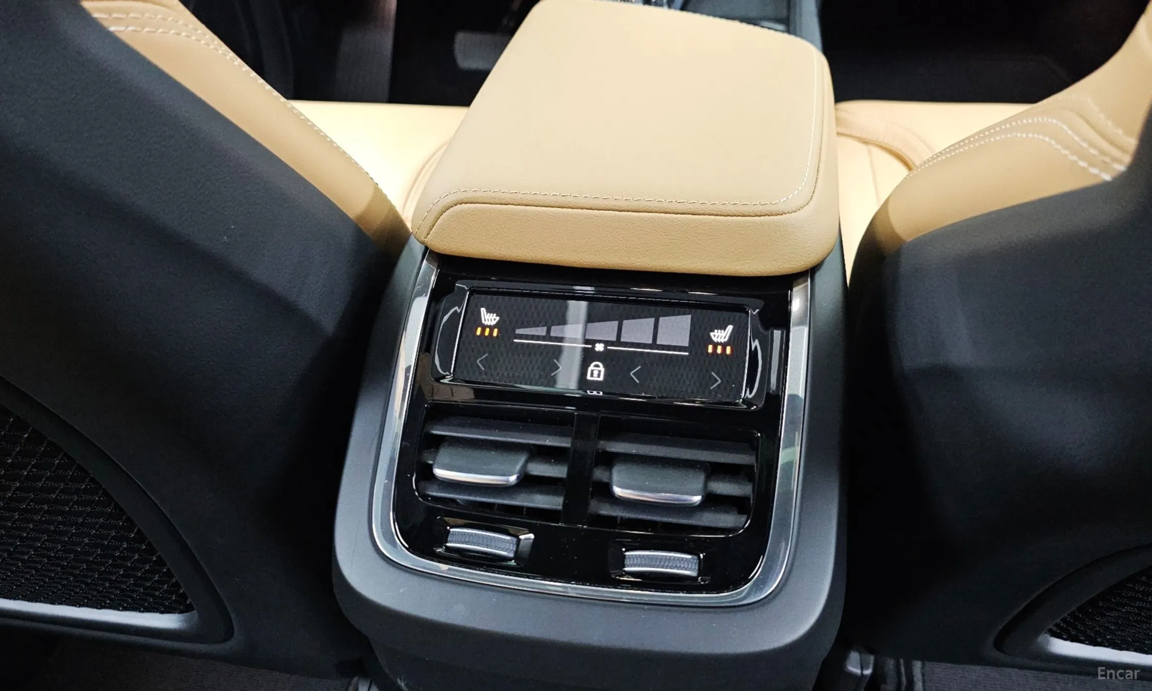 Volvo XC60 Gen 2 превью 18