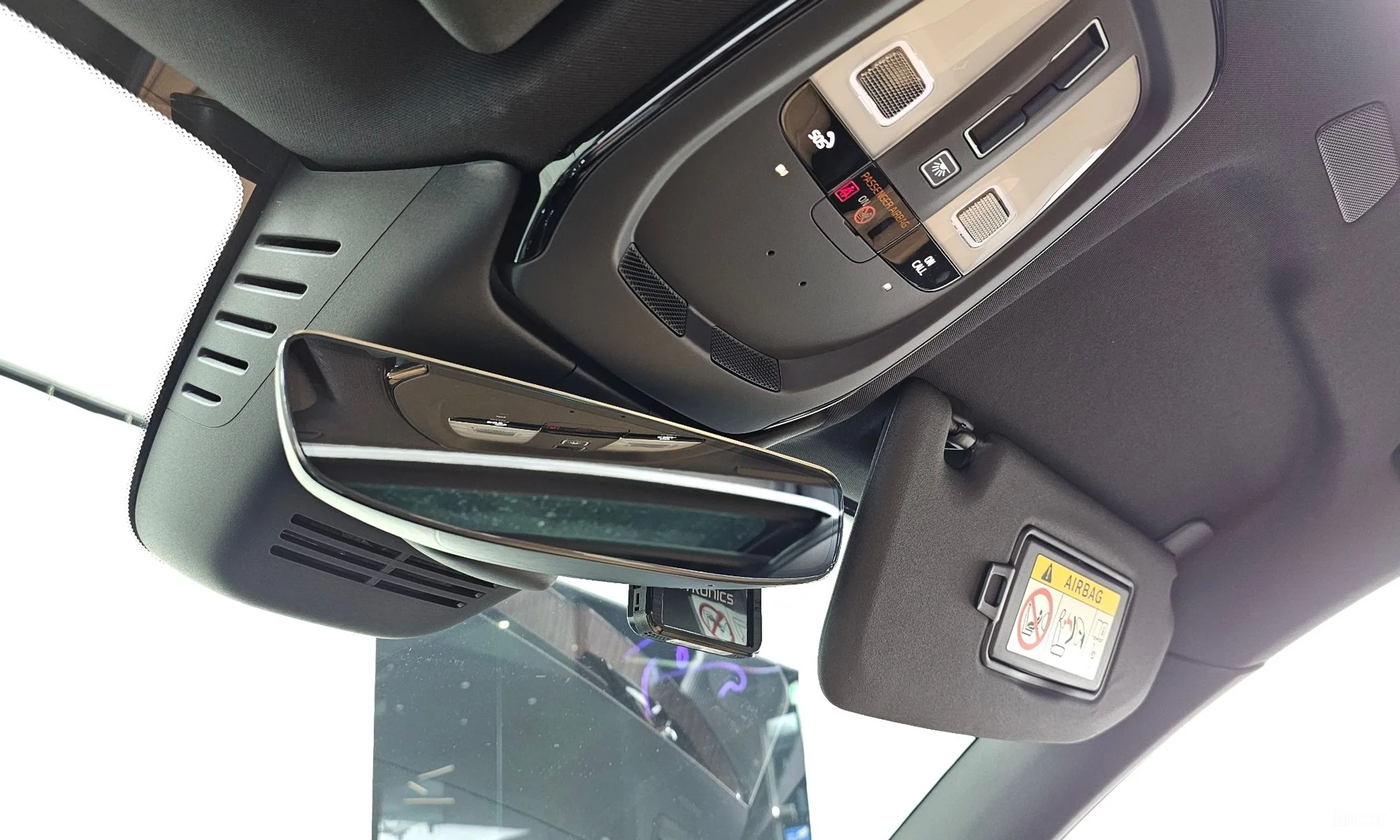 Volvo XC60 Gen 2 превью 20