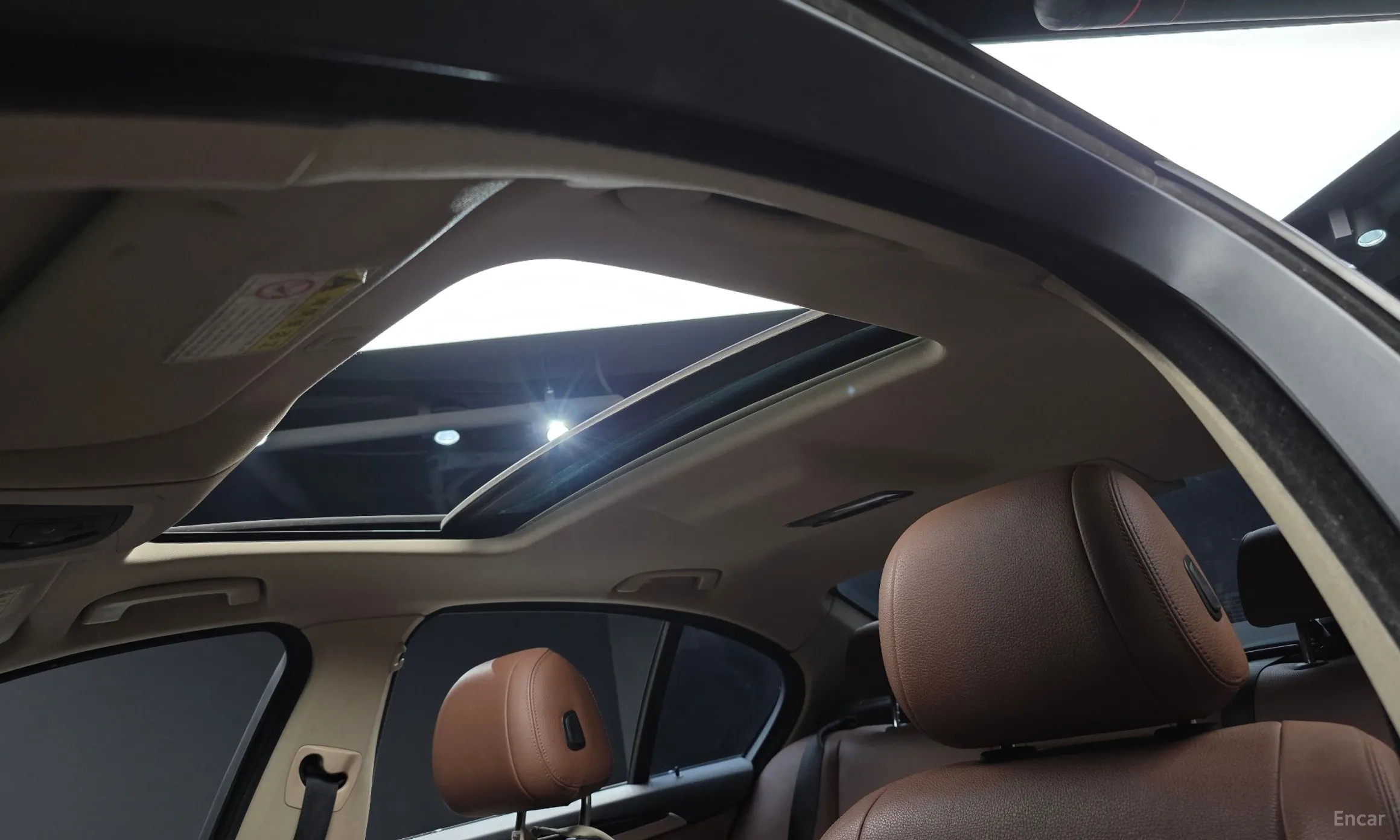 BMW 5 Series (F10) превью 16