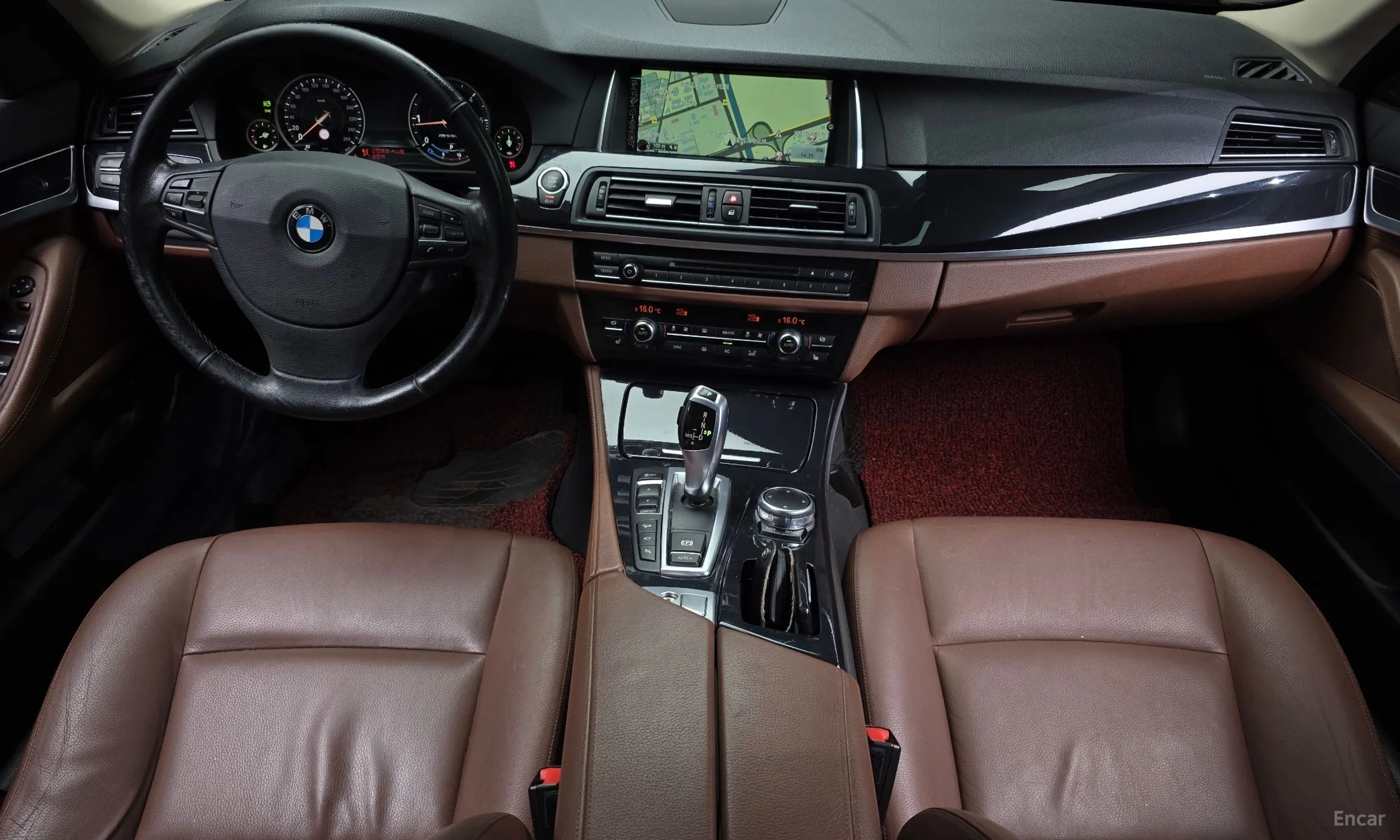 BMW 5 Series (F10) превью 7