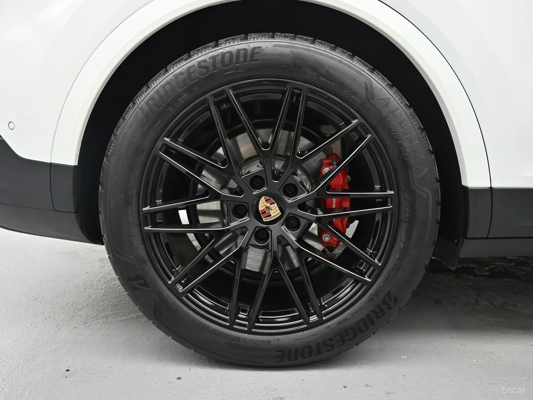 Porsche Cayenne (PO536) превью 5