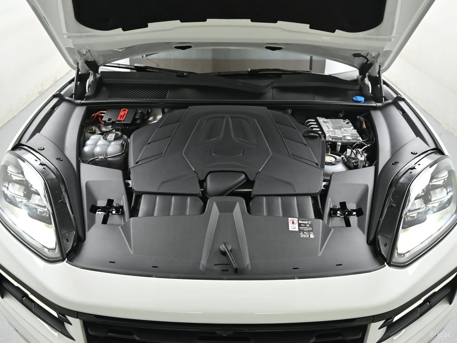 Porsche Cayenne (PO536) превью 6