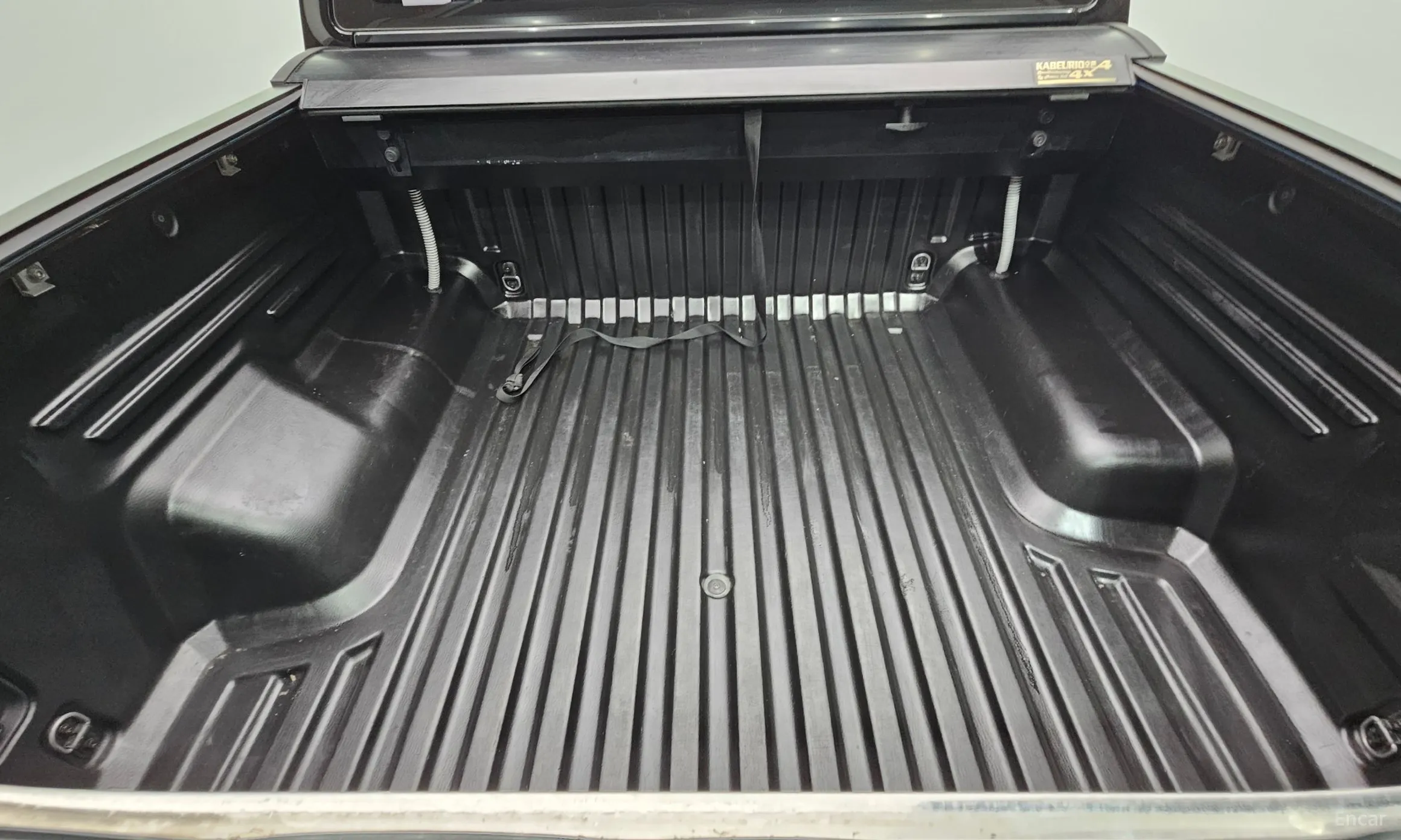 KG Mobility (SsangYong) Rexton Sports превью 20
