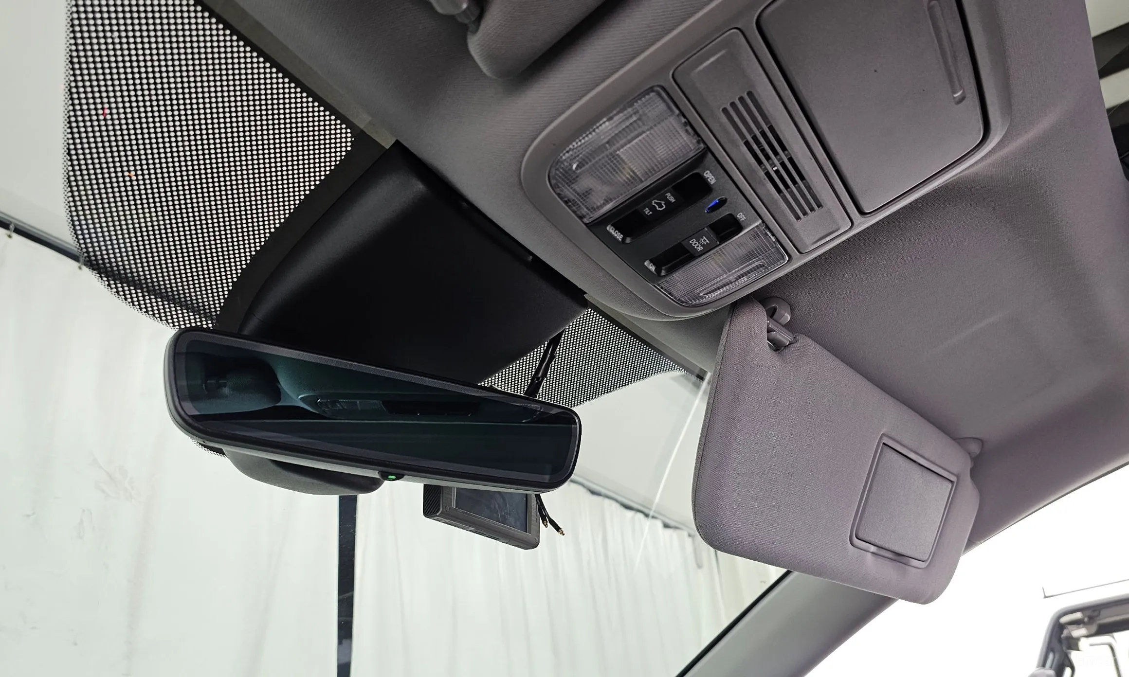Honda Odyssey превью 17