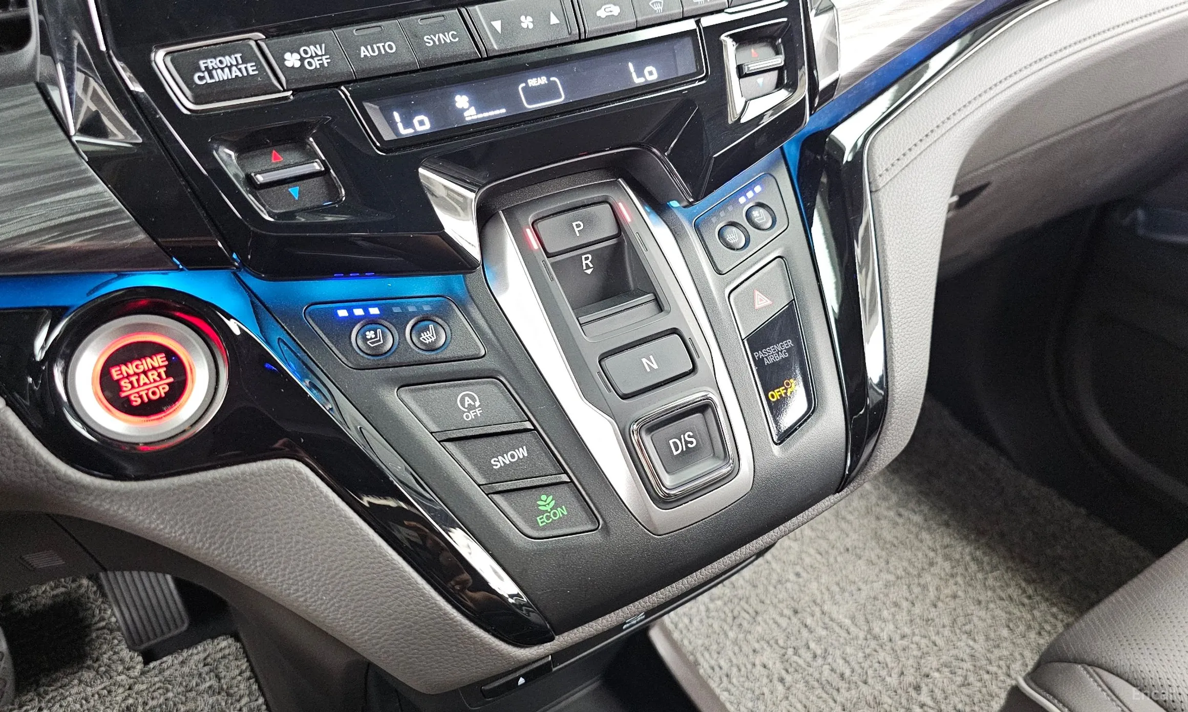 Honda Odyssey превью 9