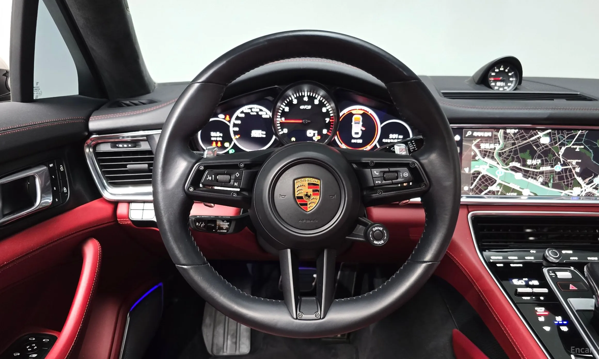 Porsche Panamera (971) превью 13