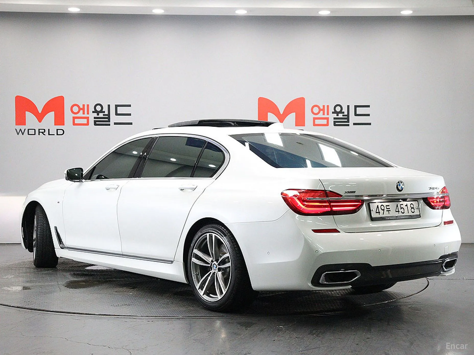 BMW 7 Series (G11) превью 3